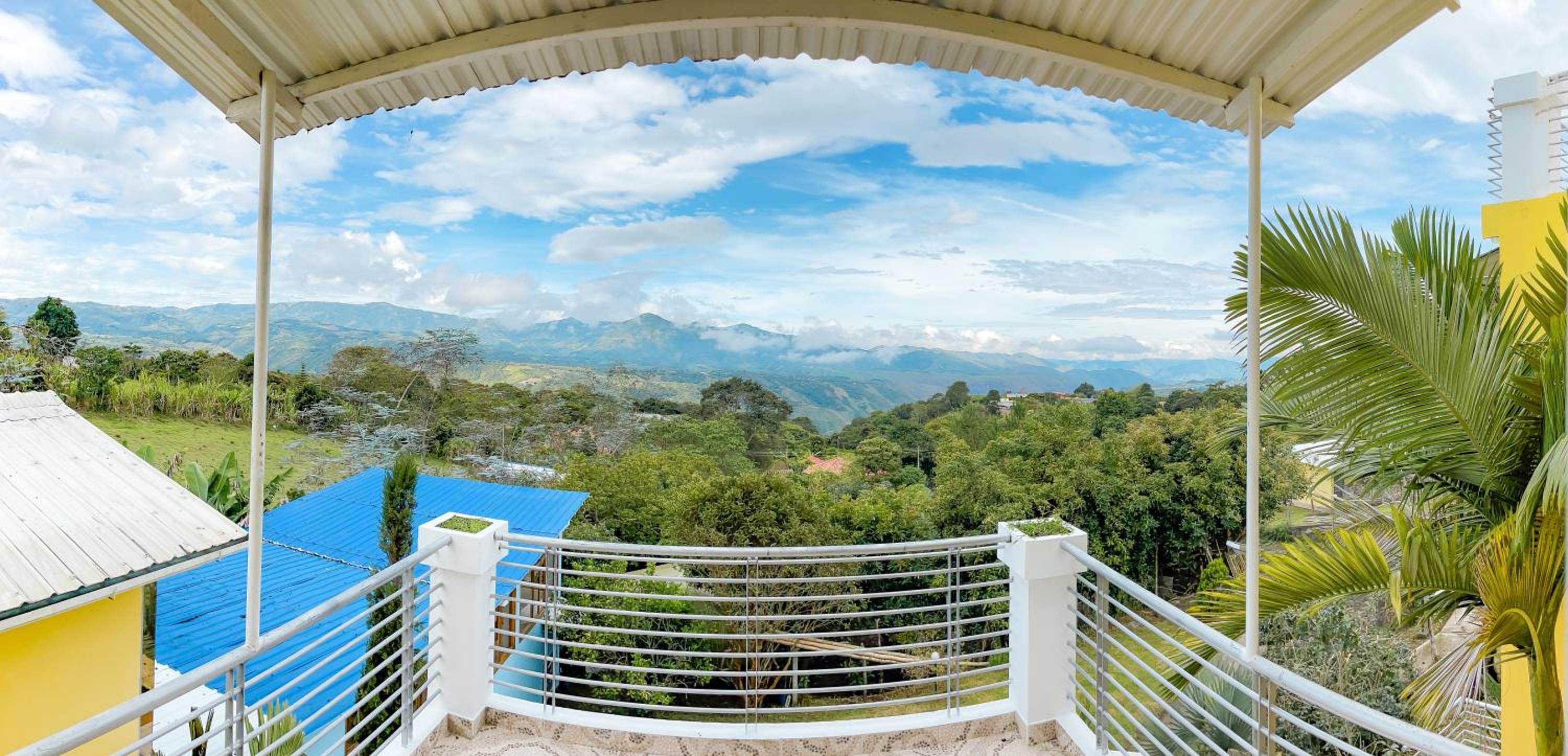 King Room with Mountain View photo 3