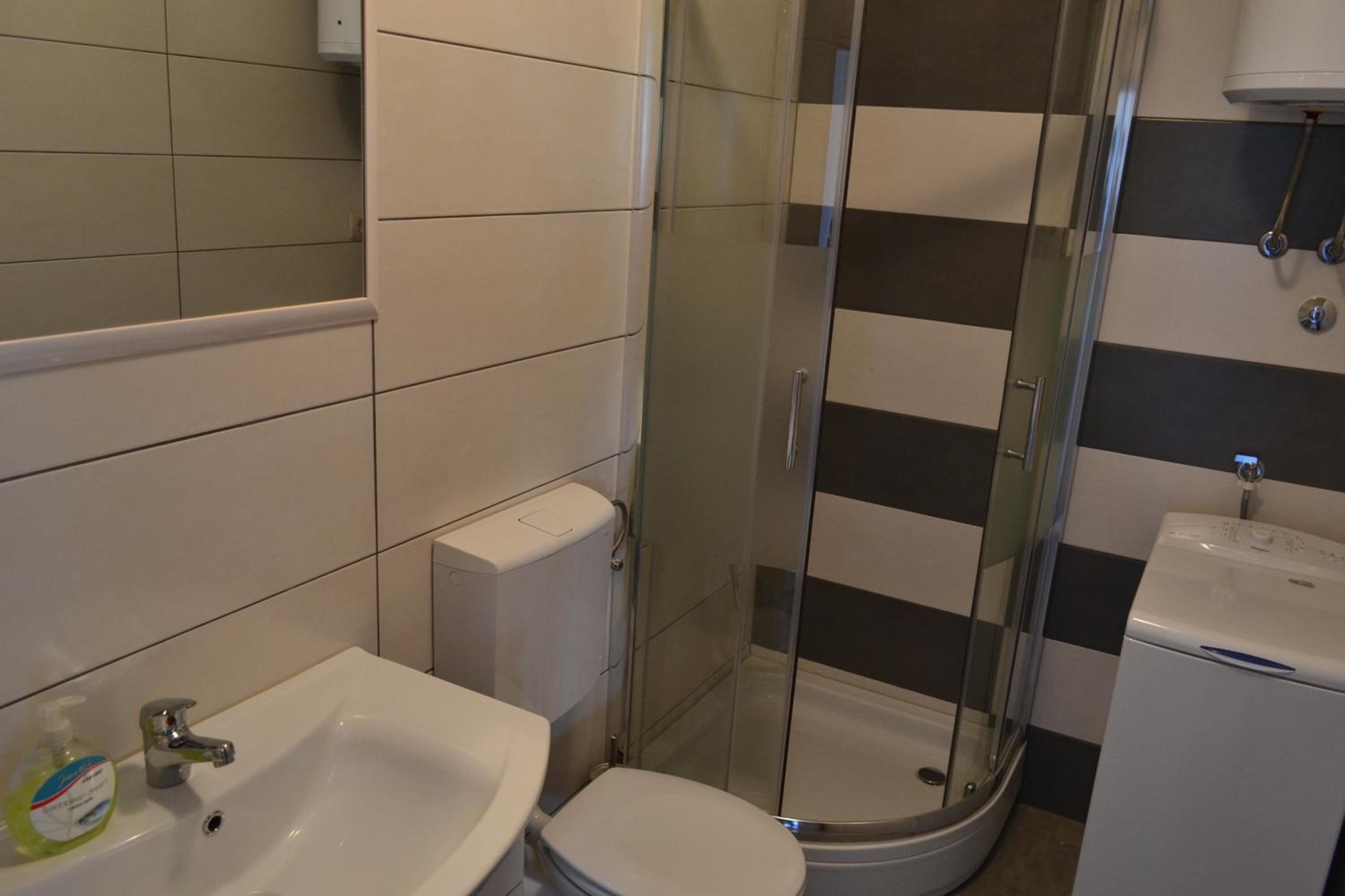 Apartment with Sea View - Photo 15