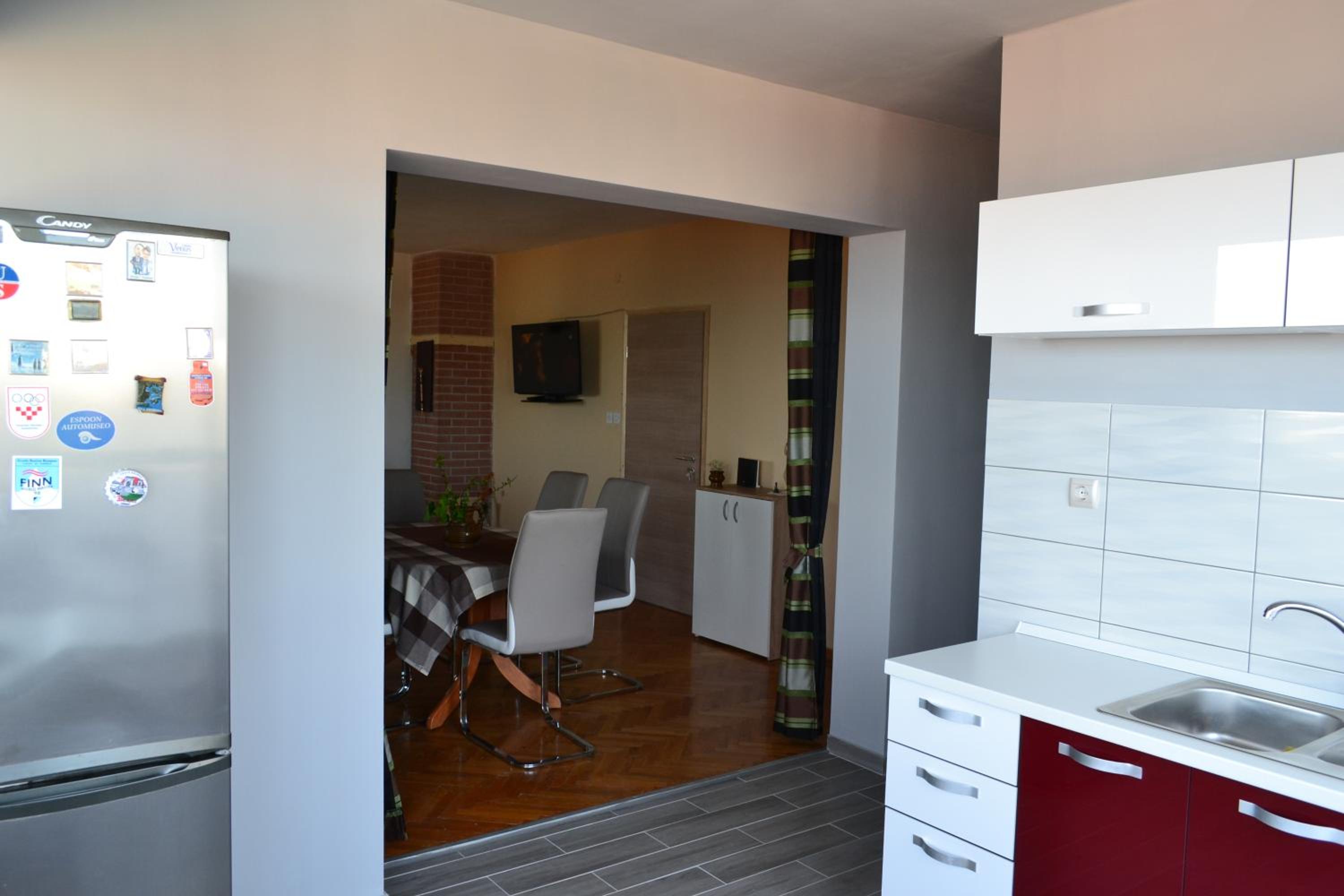 Apartment with Sea View - Photo 13
