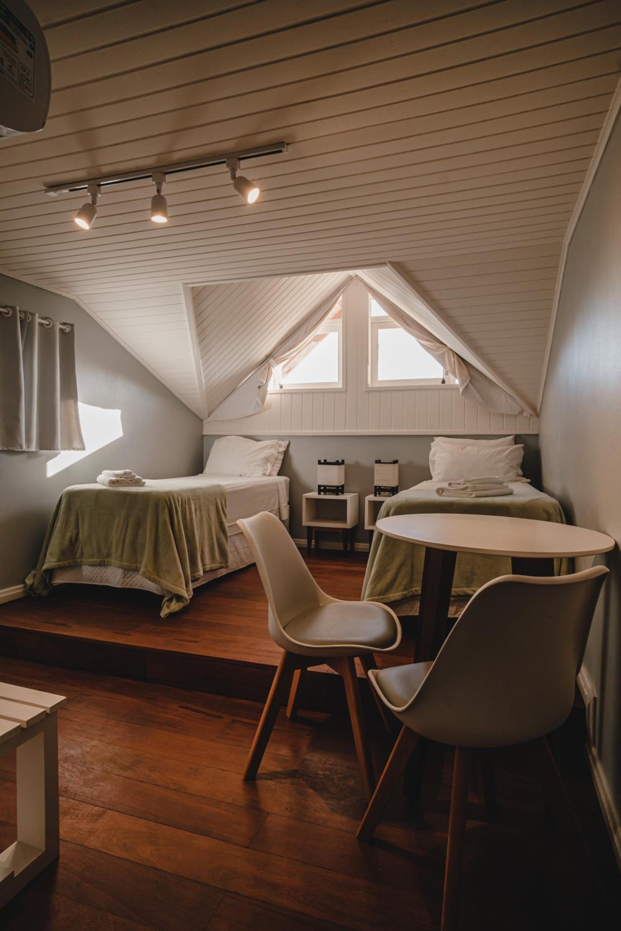 Standard Double Suite