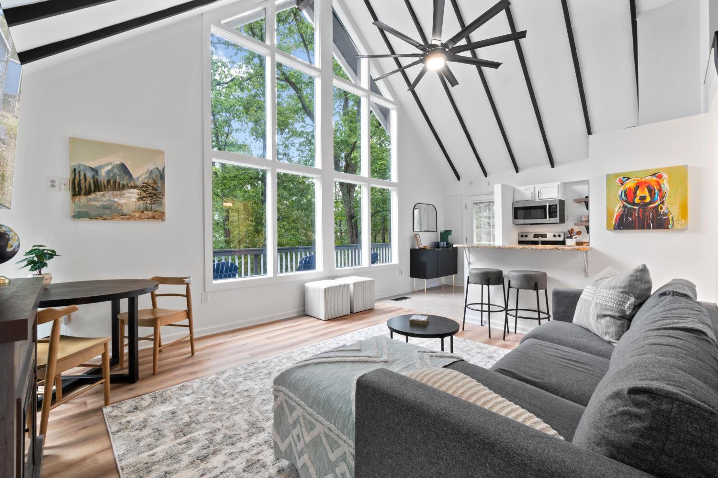 Three-Bedroom House photo 1