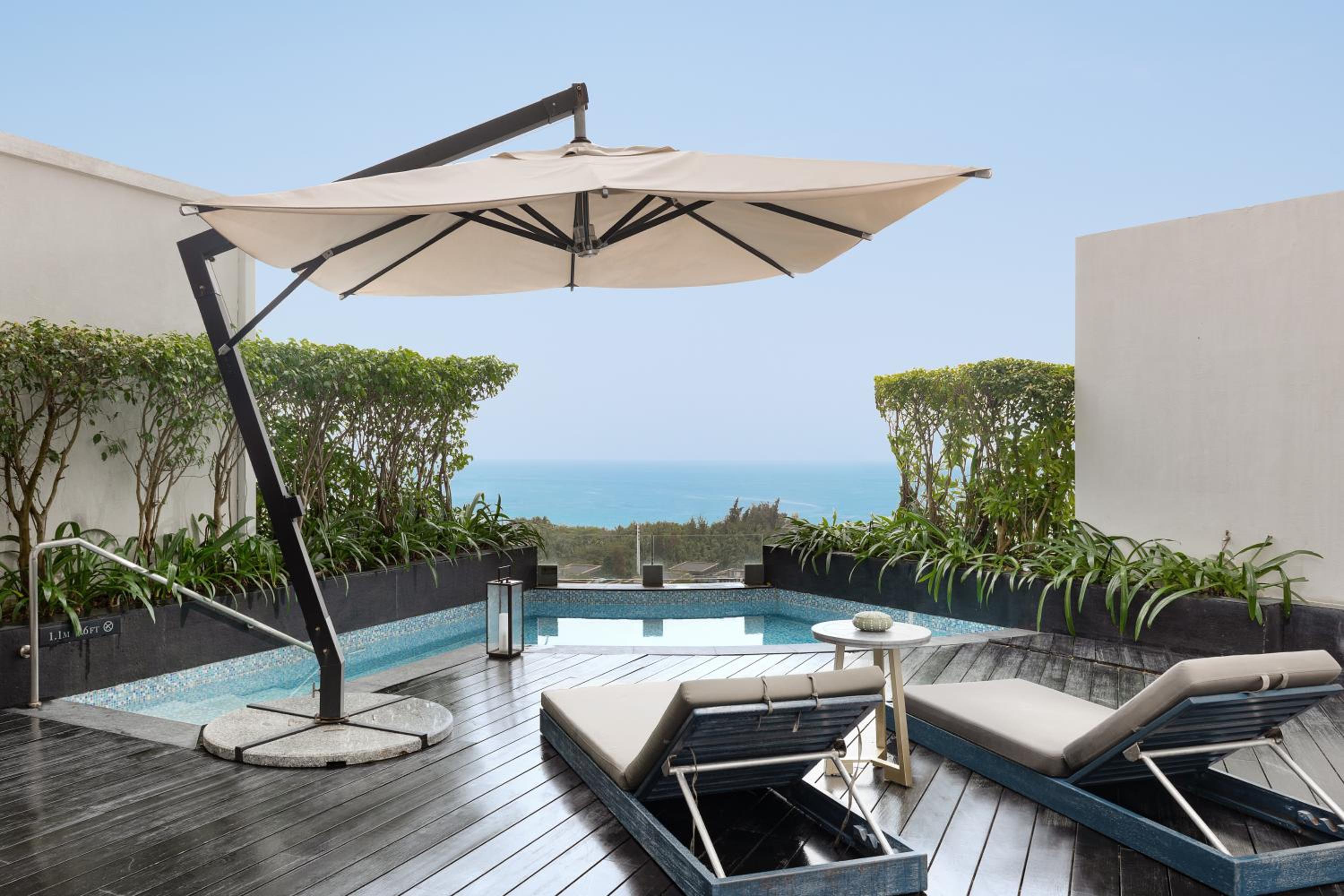 Seascape Ocean View Pool Twin