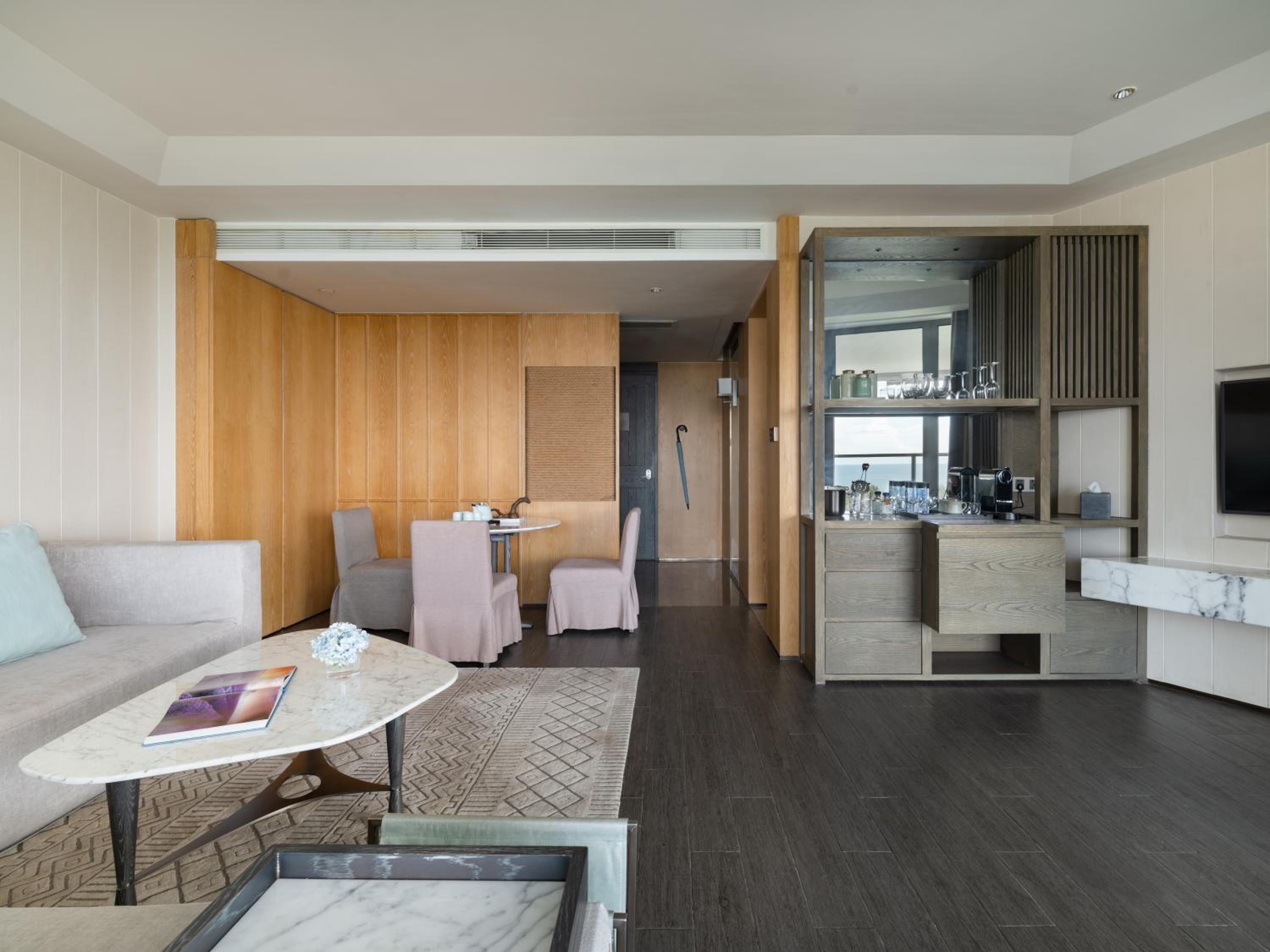 Ocean View Two-bedroom Suite (connecting)