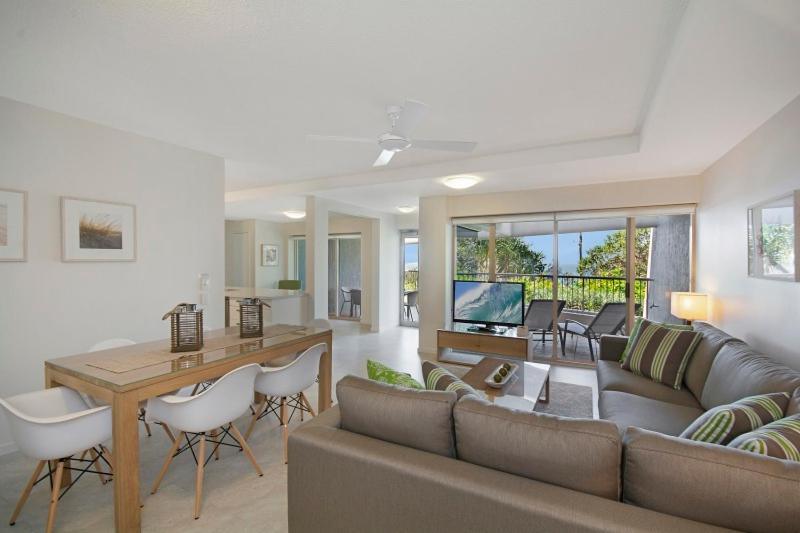 2 Bed Ocean View Level 1 with SPA Unit 2