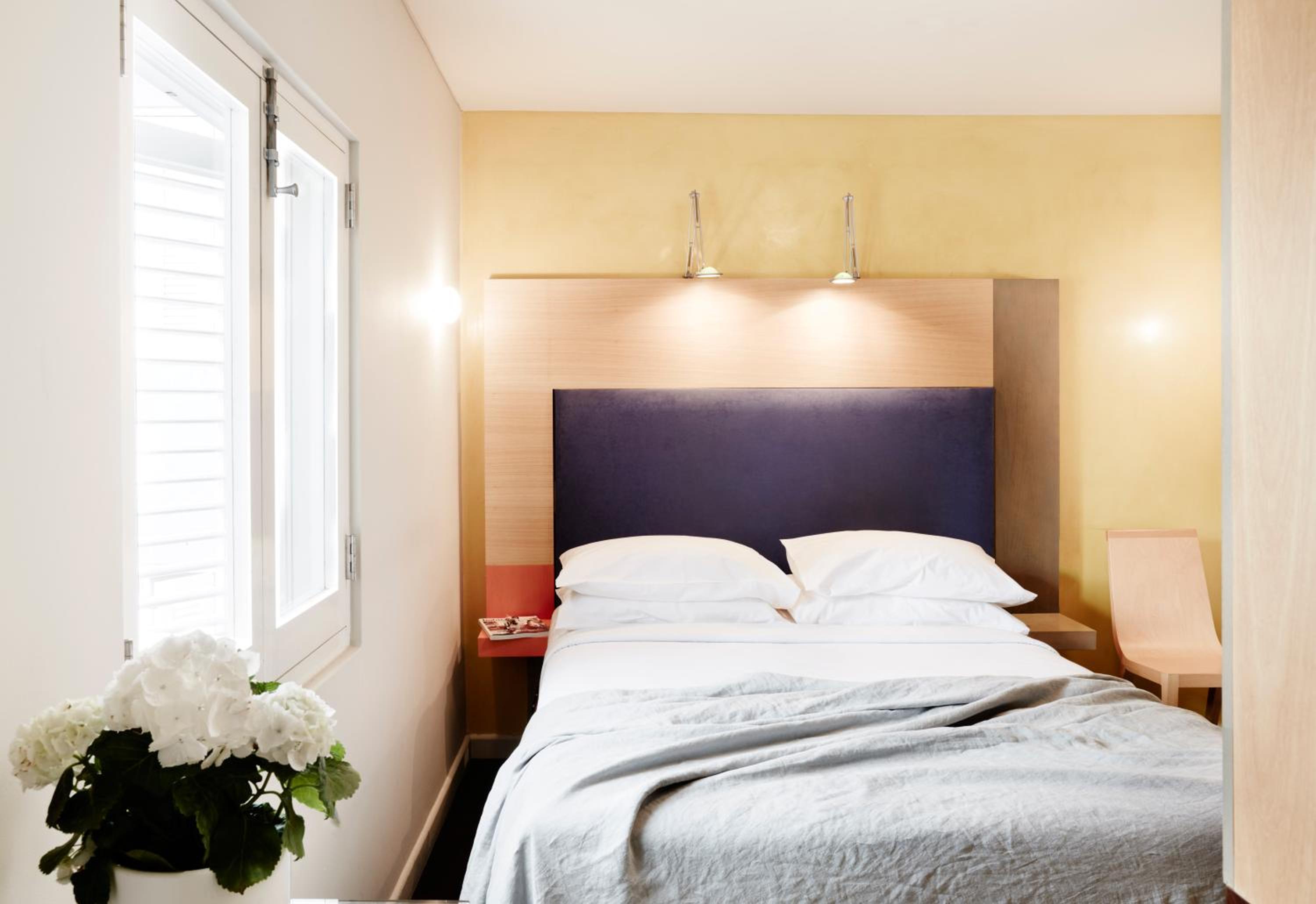 Petite Double Room