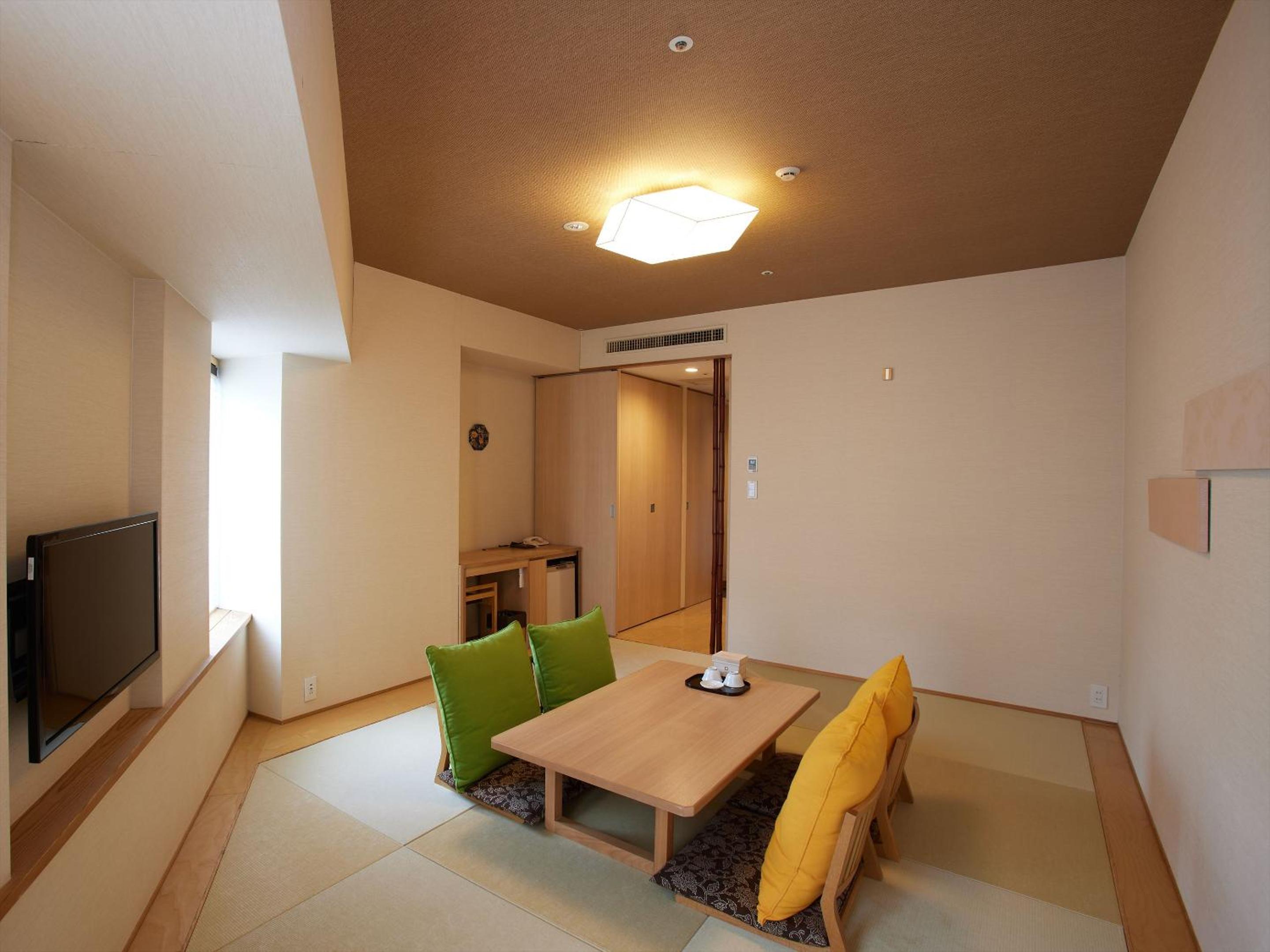 Japanese-Style Standard Room - Photo 1