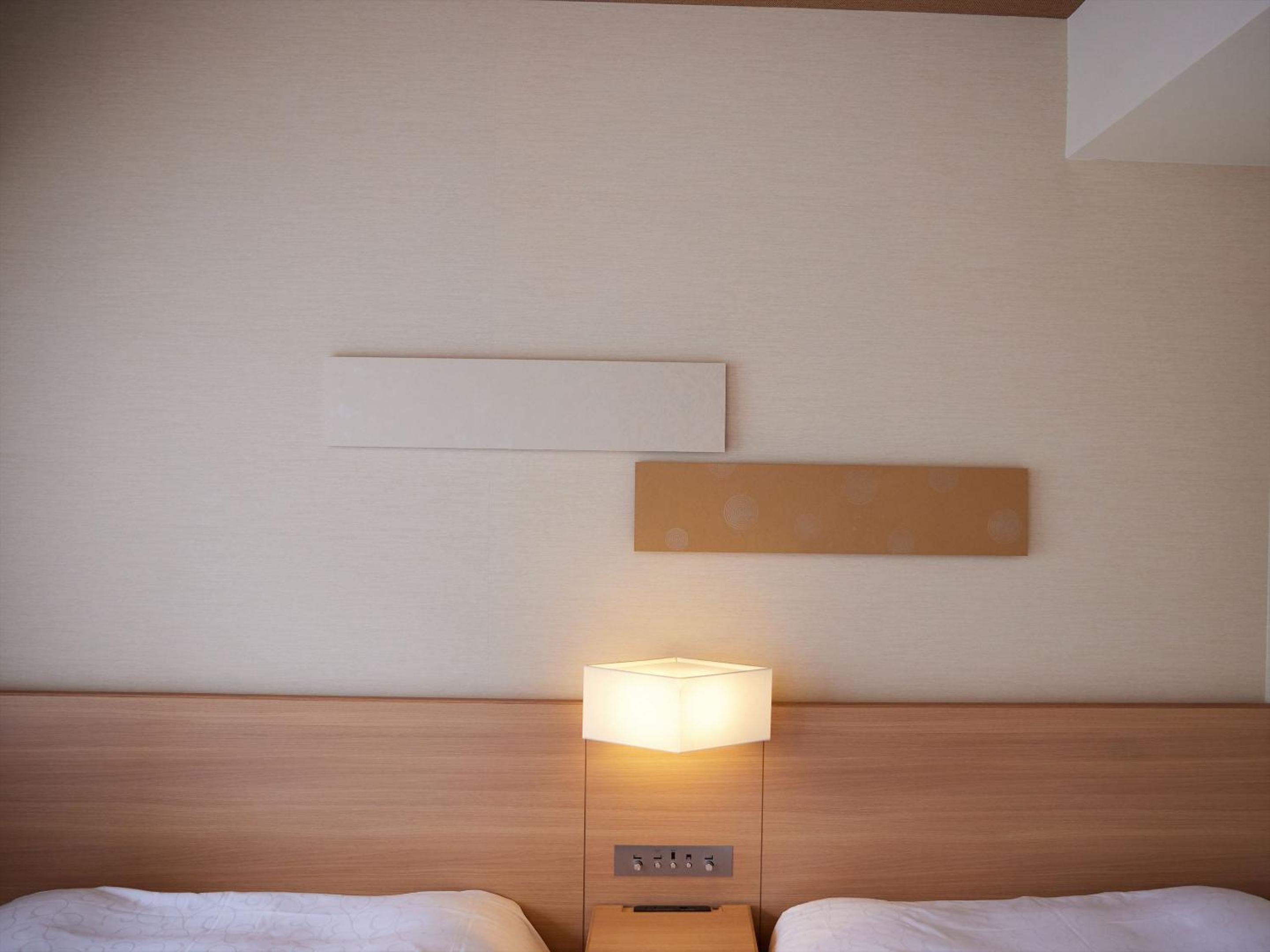 Economy Twin Room - Photo 3