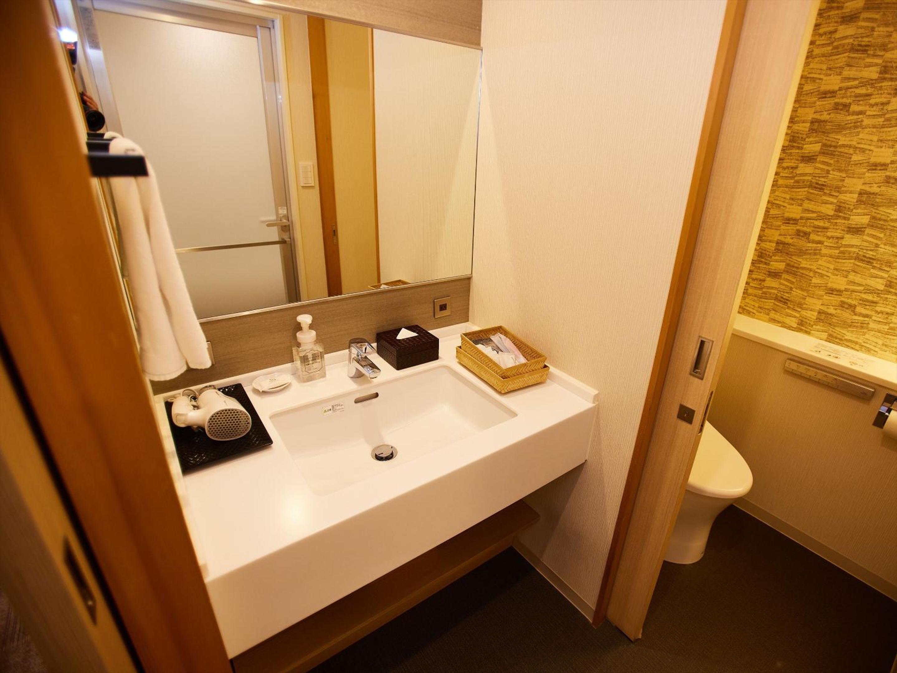 Twin Room with Tatami Area - Photo 5