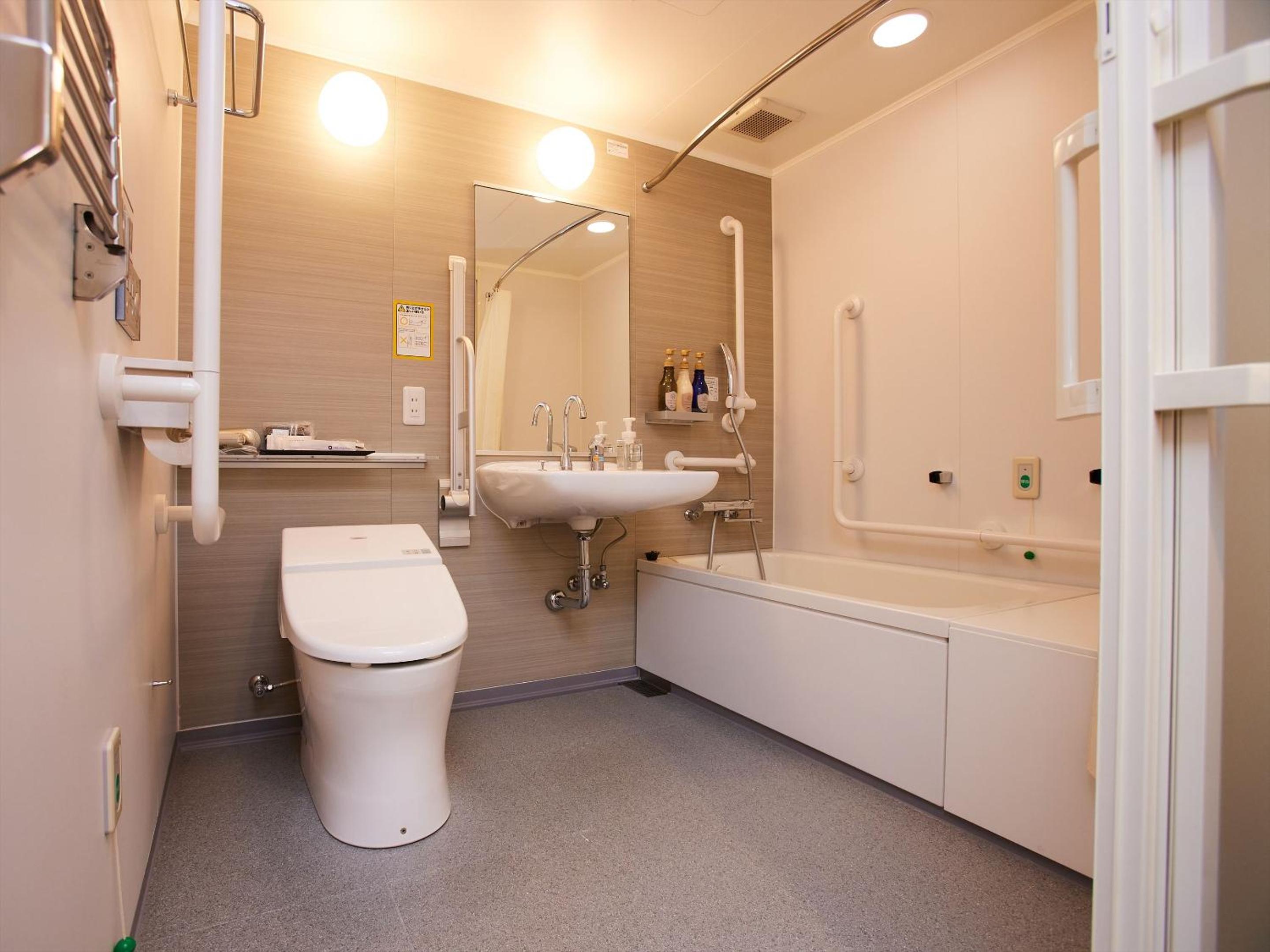 Universal Twin Room - Photo 12