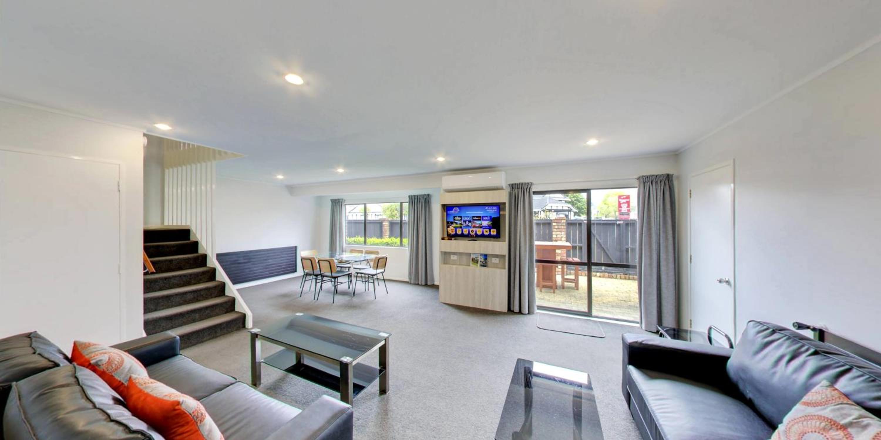 Three-Bedroom Apartment - Photo 1