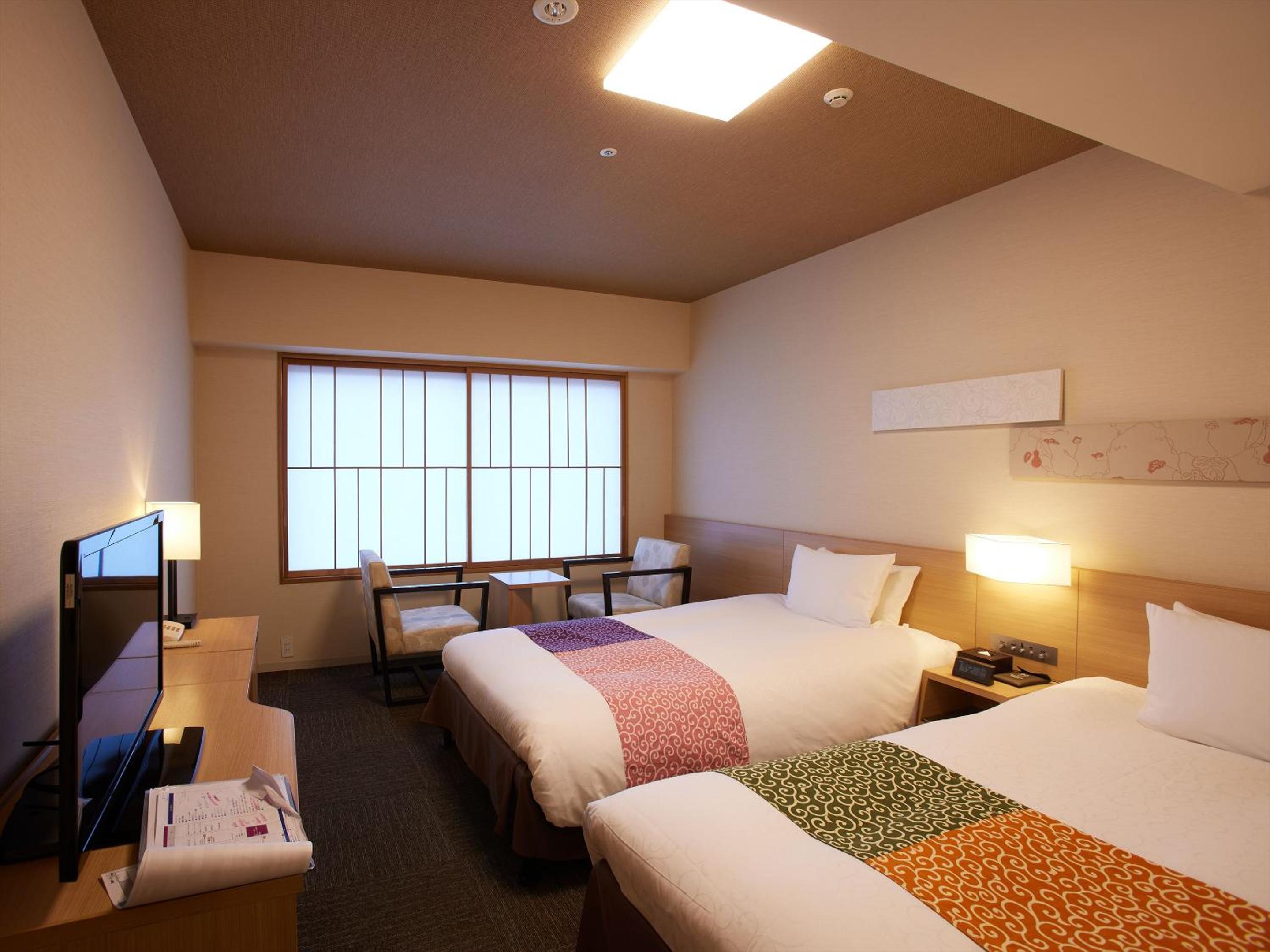 Superior Twin Room - Photo 17