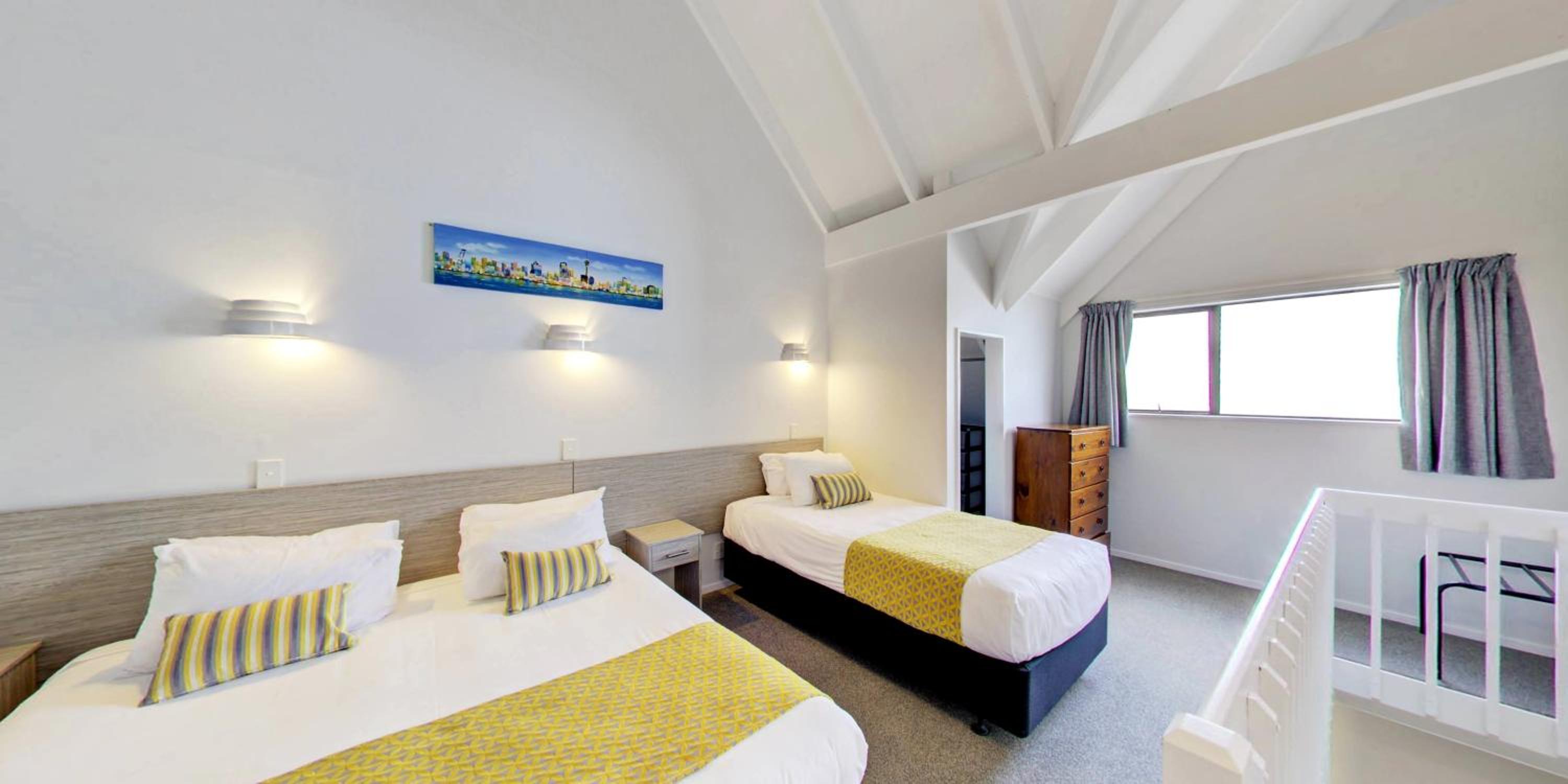 Family Apartment with Hot Tub - Split Level - Photo 8