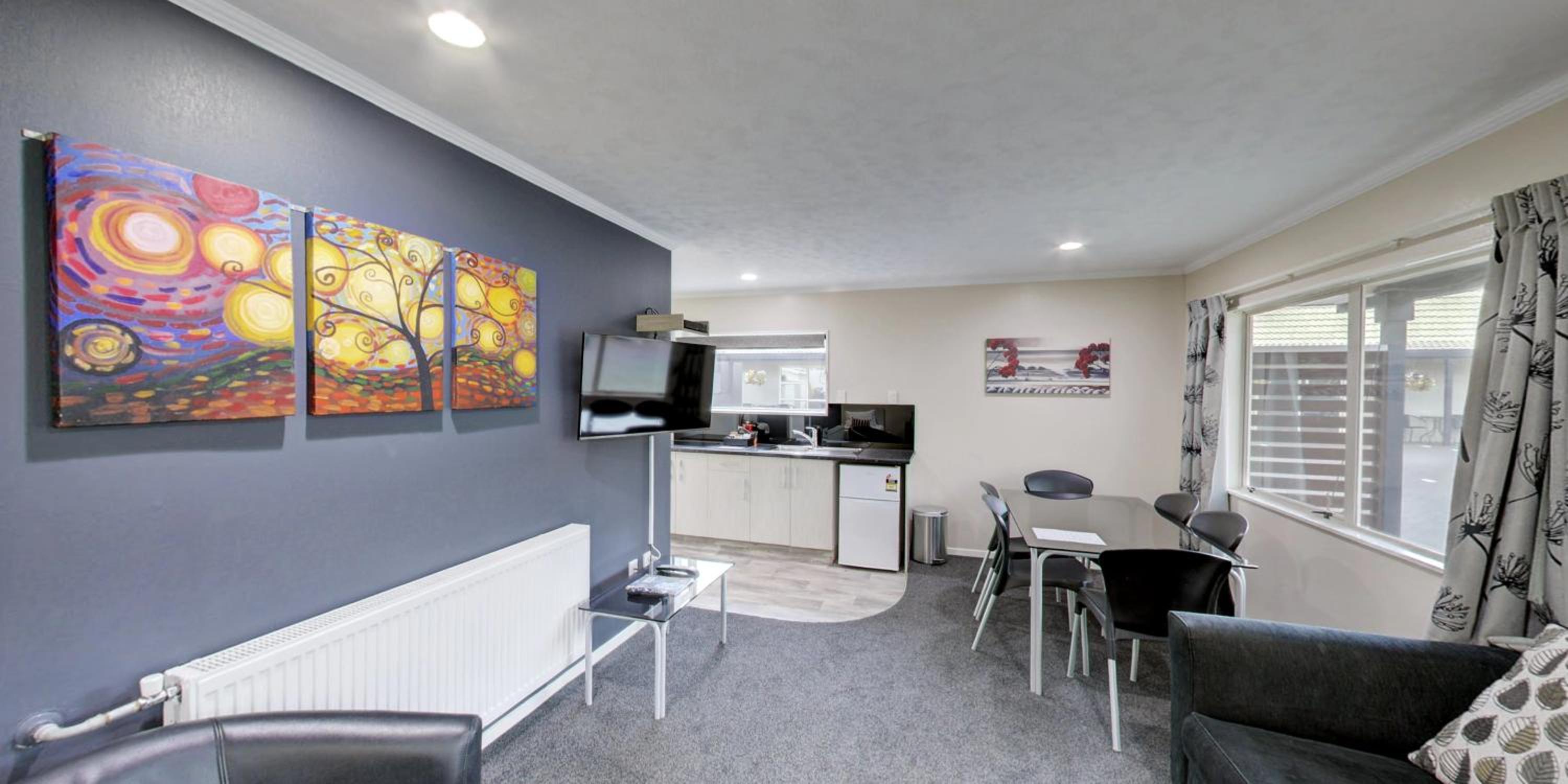 Two-Bedroom Apartment - Photo 1