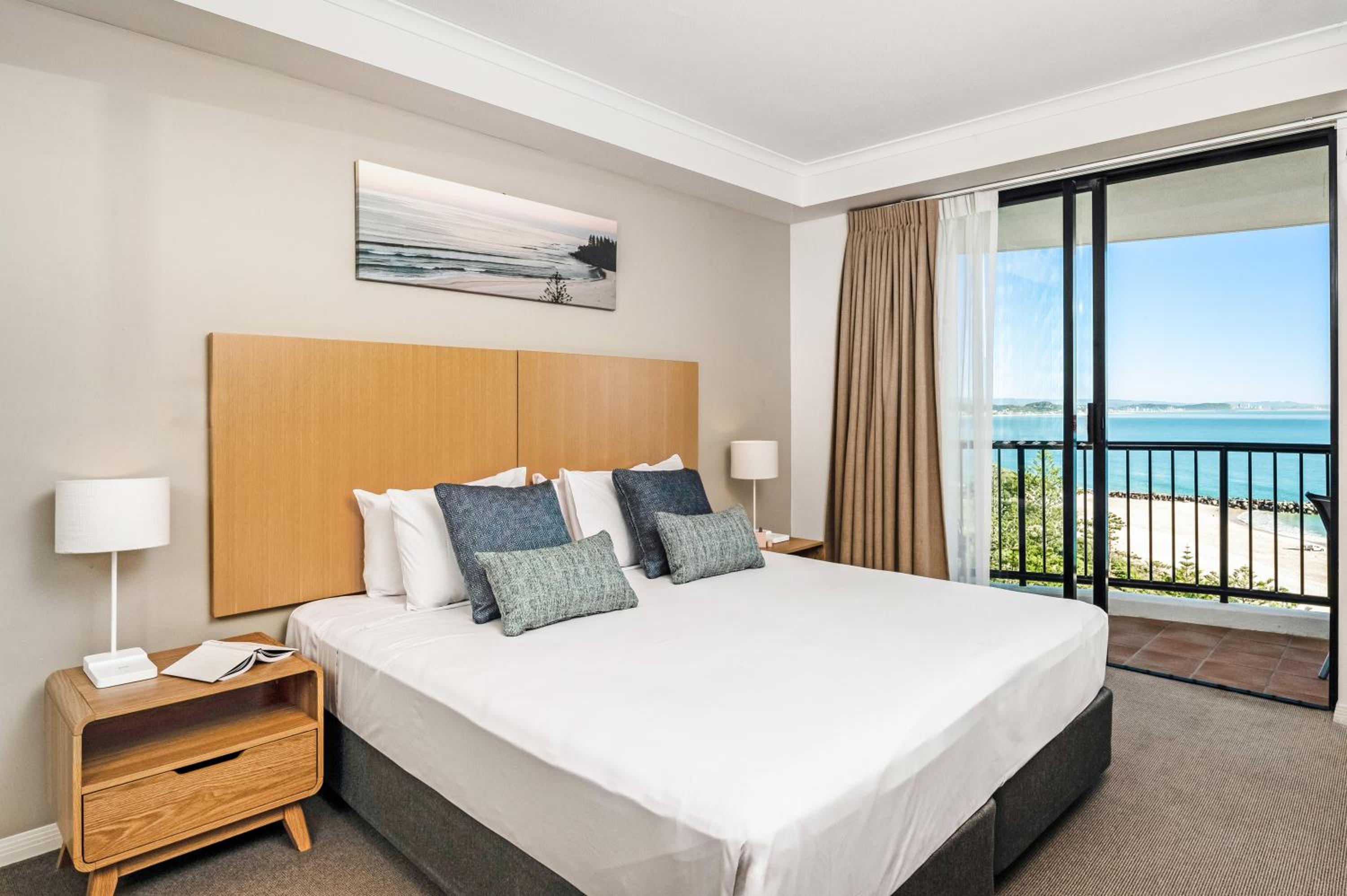 Two-Bedroom Apartment With Ocean View - Photo 1