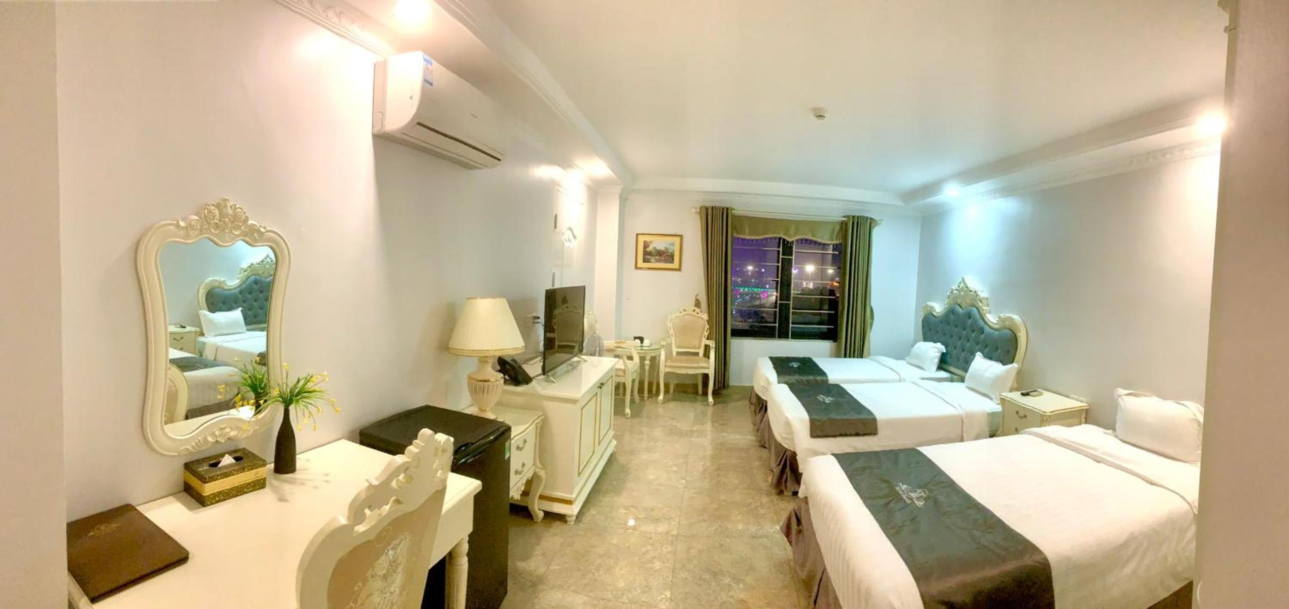 Deluxe Triple Room