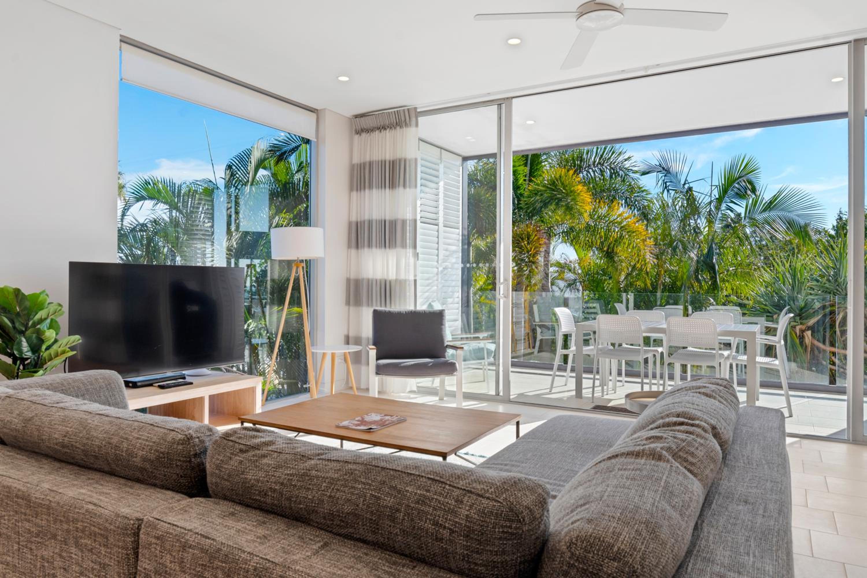 2 Bedroom Apartment (2 Story)