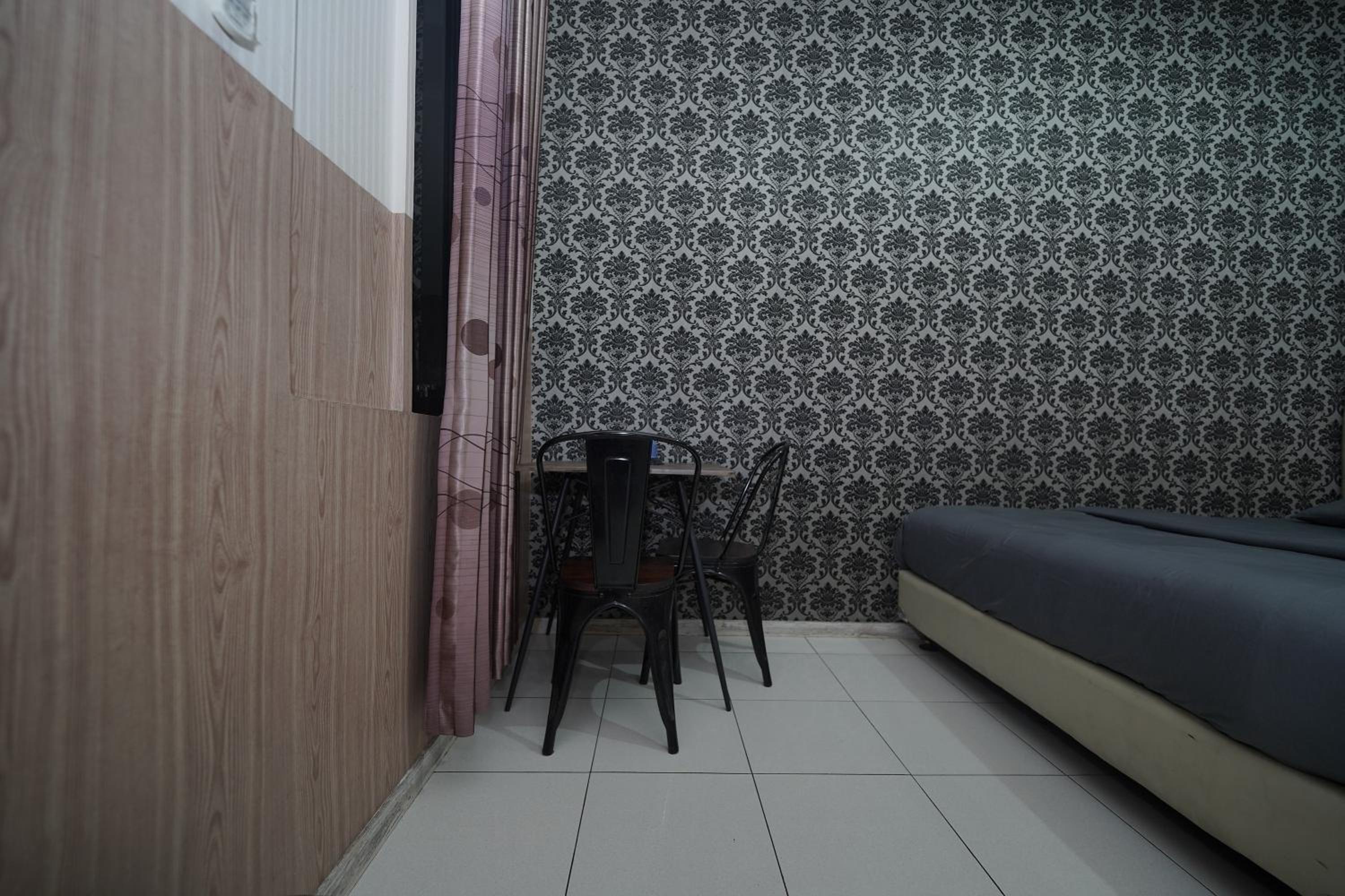 Deluxe Room - Photo 10