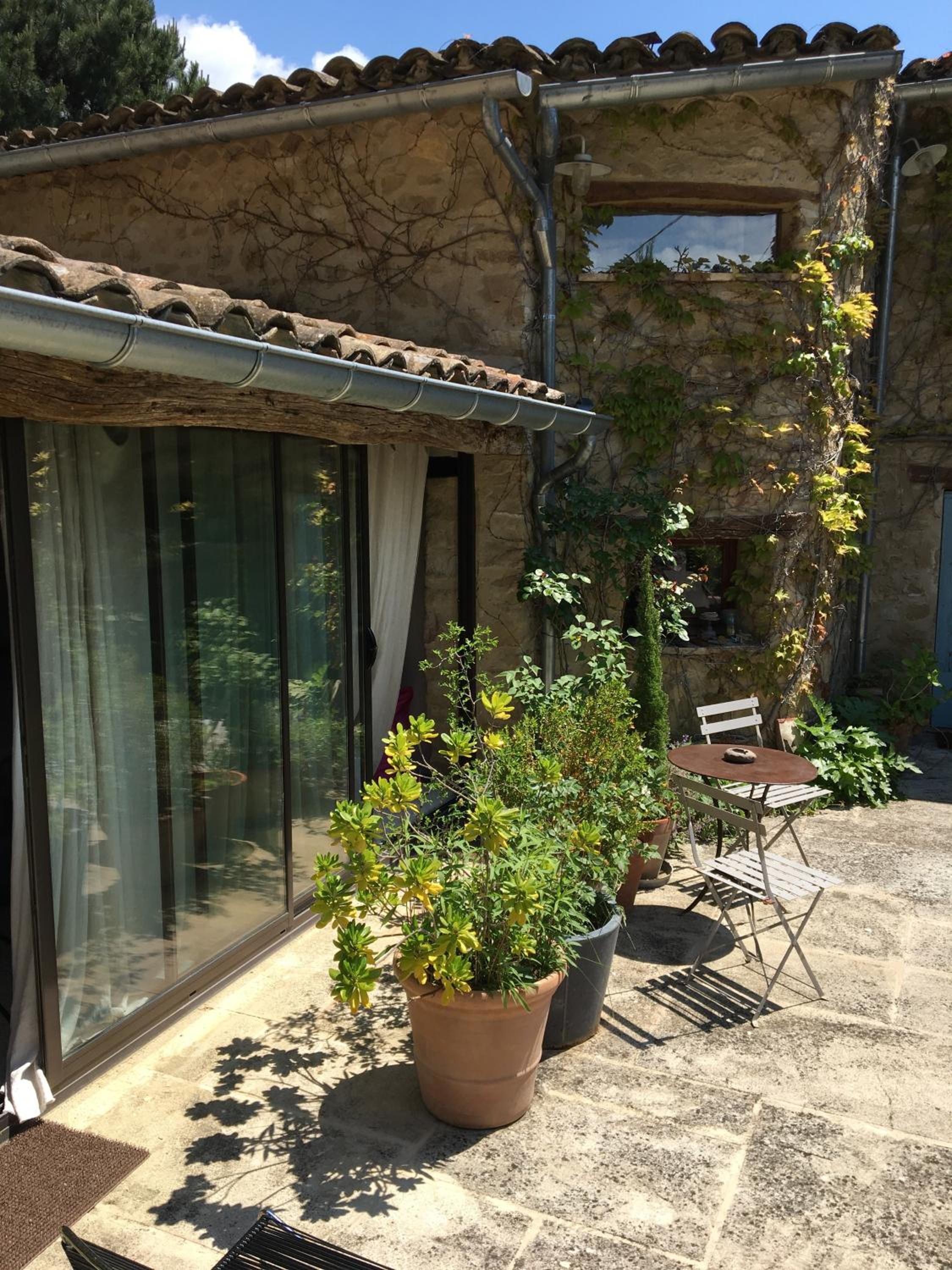 Studio with Garden View photo 1