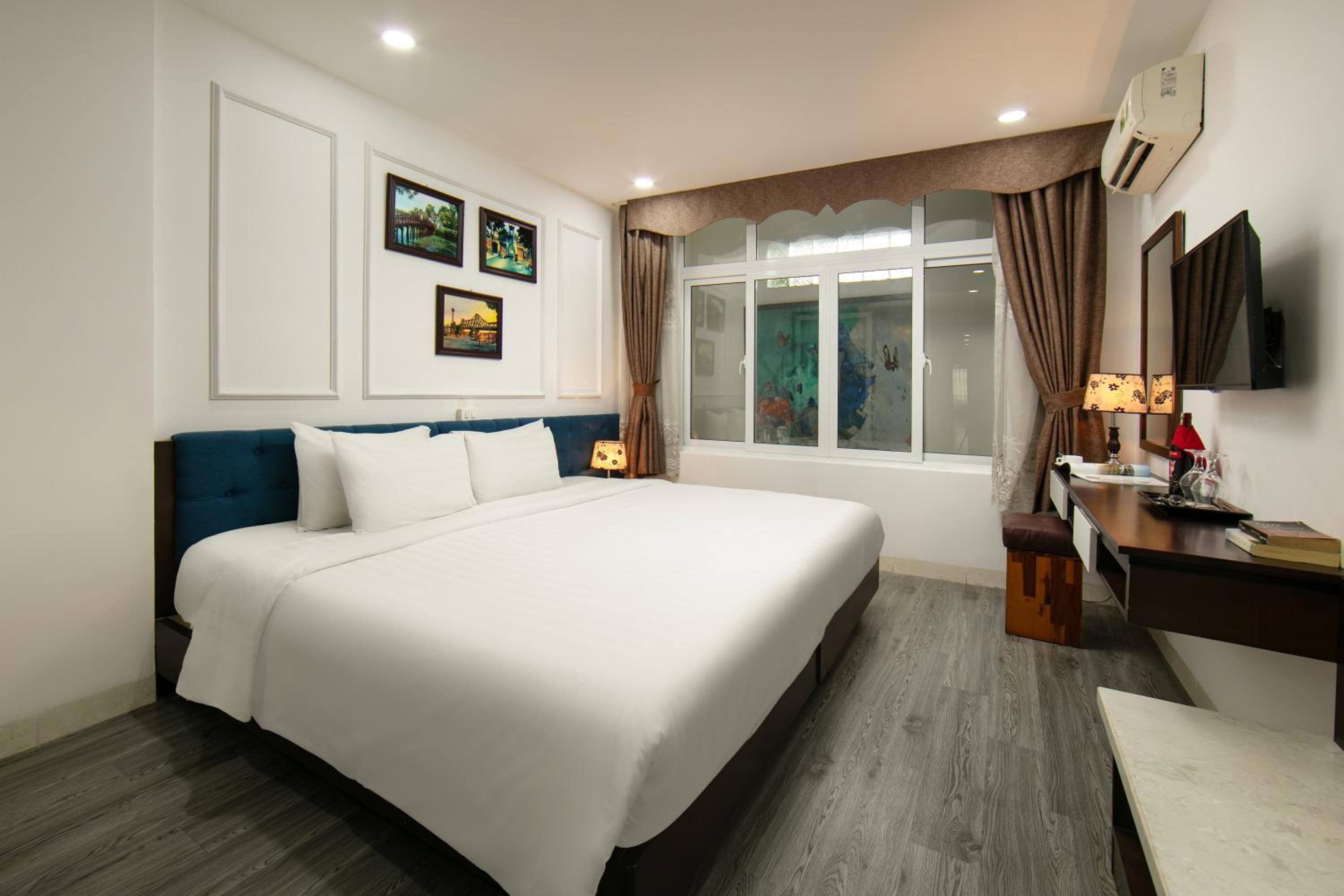 Deluxe Double or Twin Room