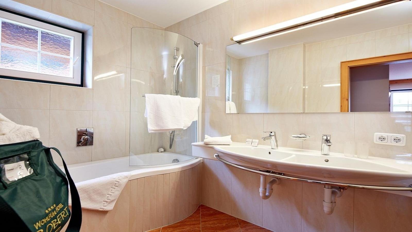 Deluxe Double Room - Photo 2