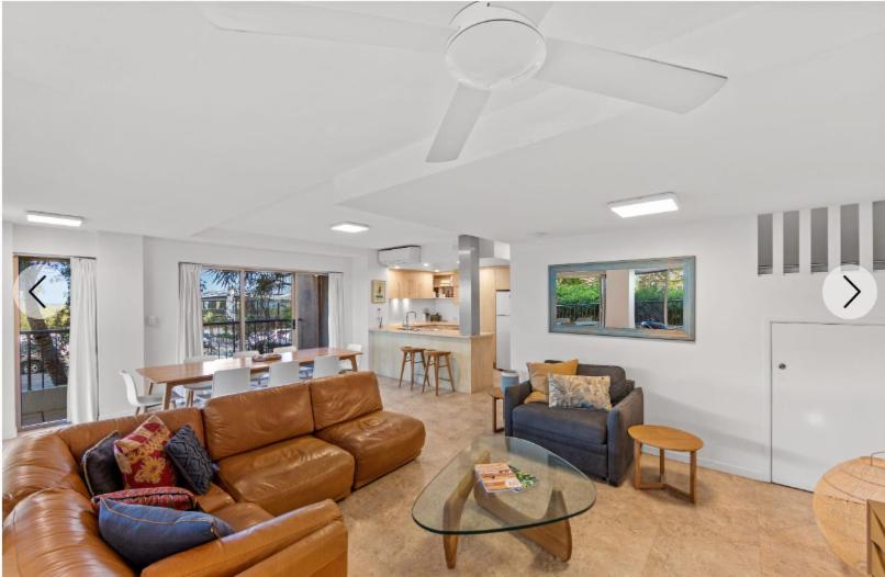 2 Bed Ocean View Split Level Unit 01