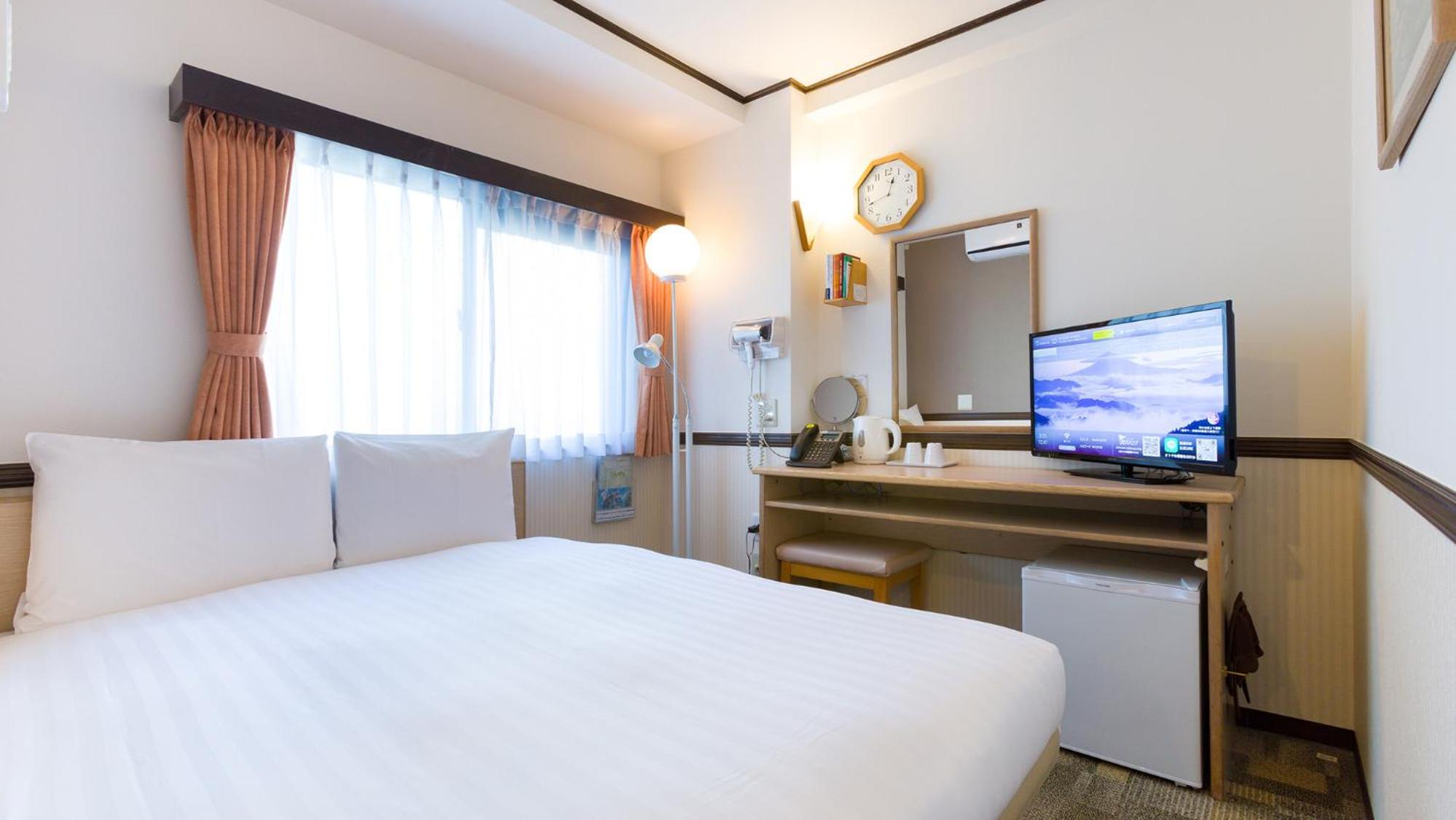 Double Room - Smoking photo 3