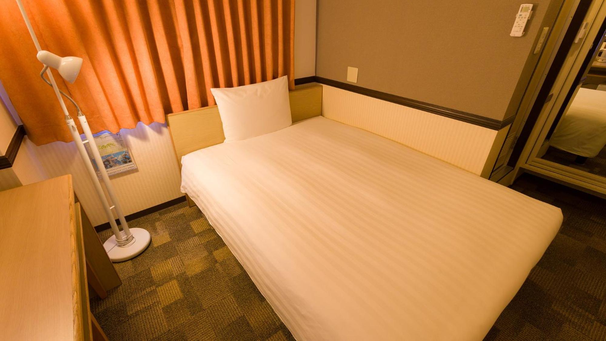 Single Room - Smoking photo 2
