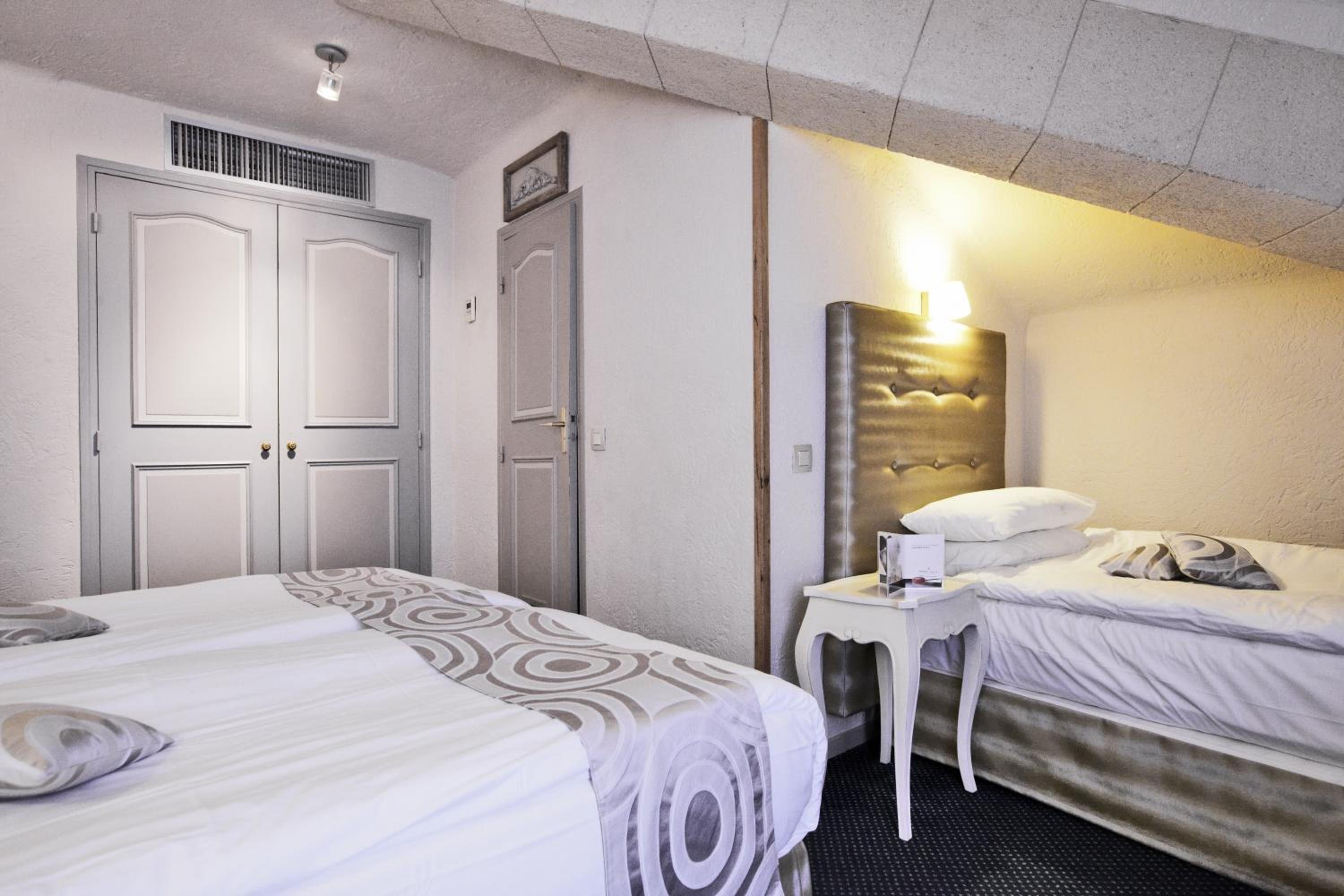 Triple Room - Photo 12