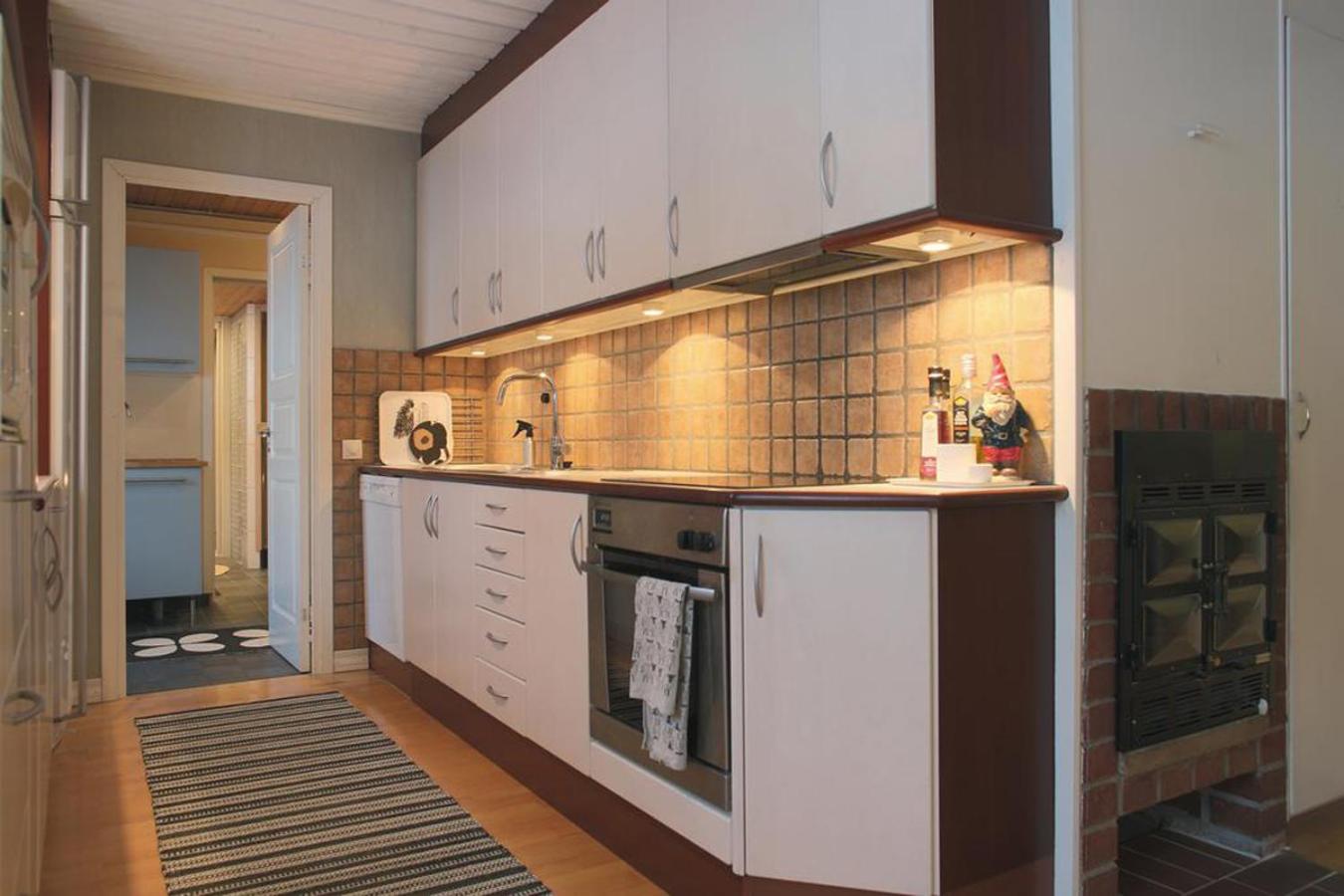 One-Bedroom House - Photo 26