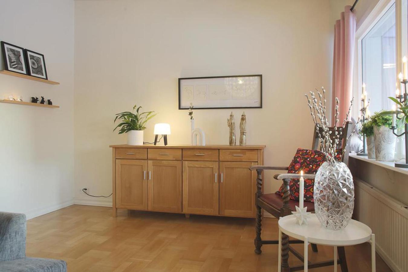 One-Bedroom House - Photo 21