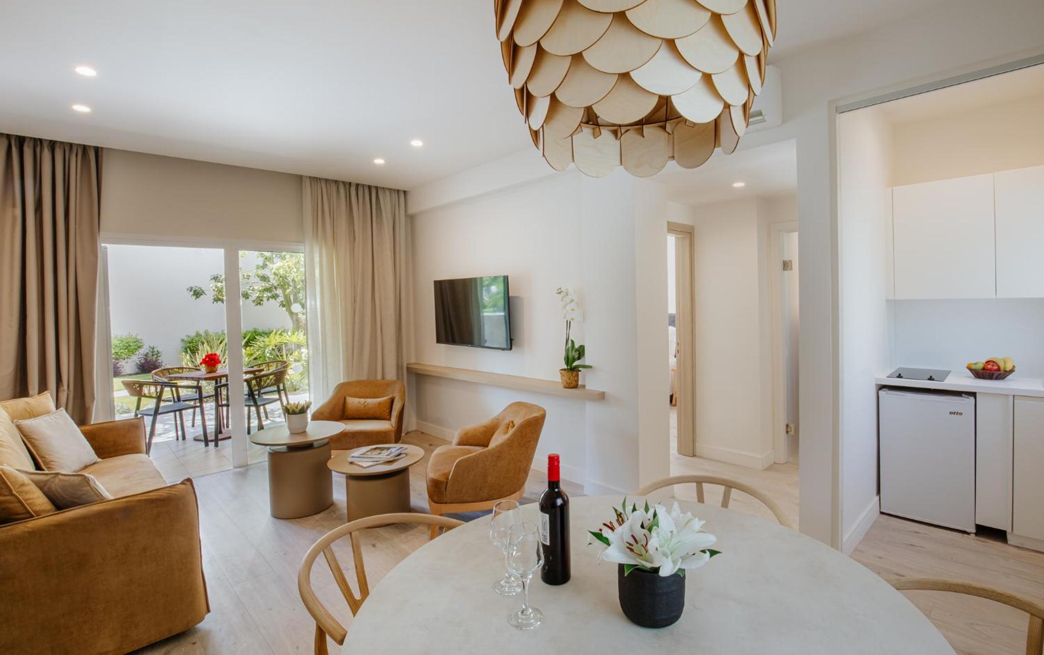 Apartment with Garden View (Located 230 ft away from the main hotel building, in an annex complex)