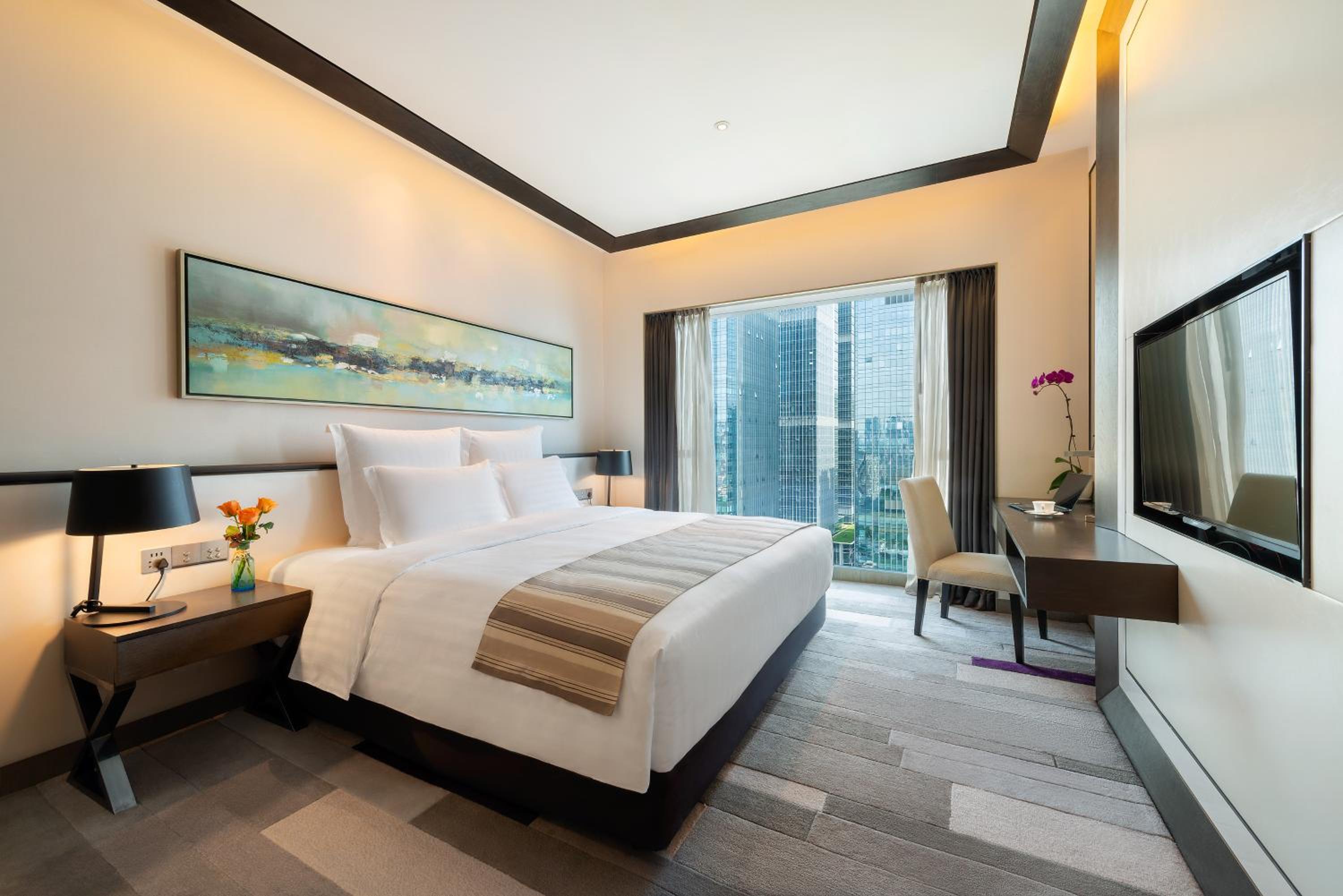 Superior Suite with lounge access