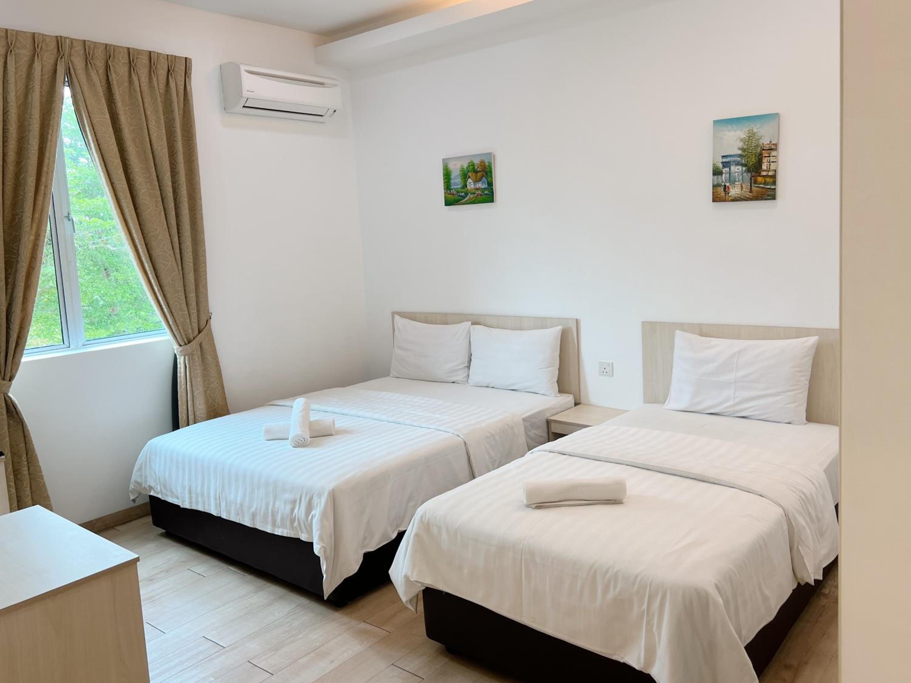 Deluxe Triple Room