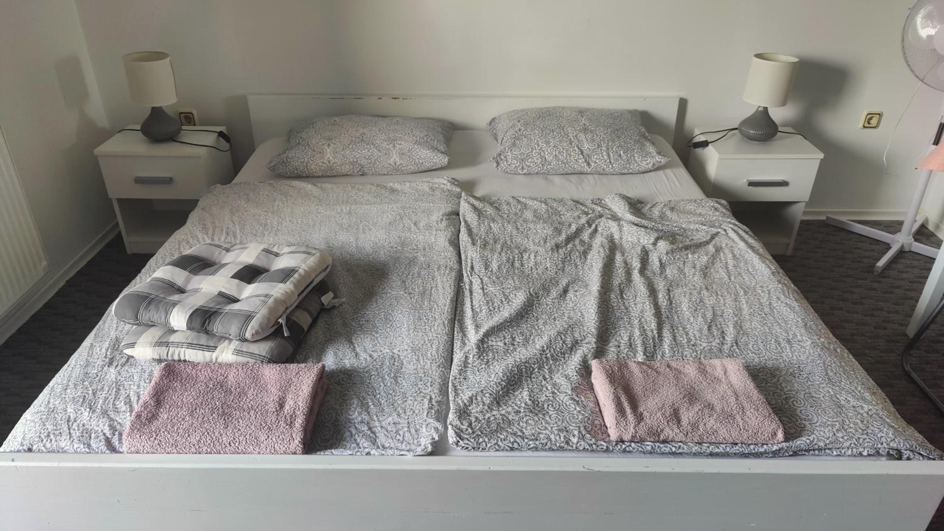 Double Room with Balcony (2 Adults + 1 Child) photo 2