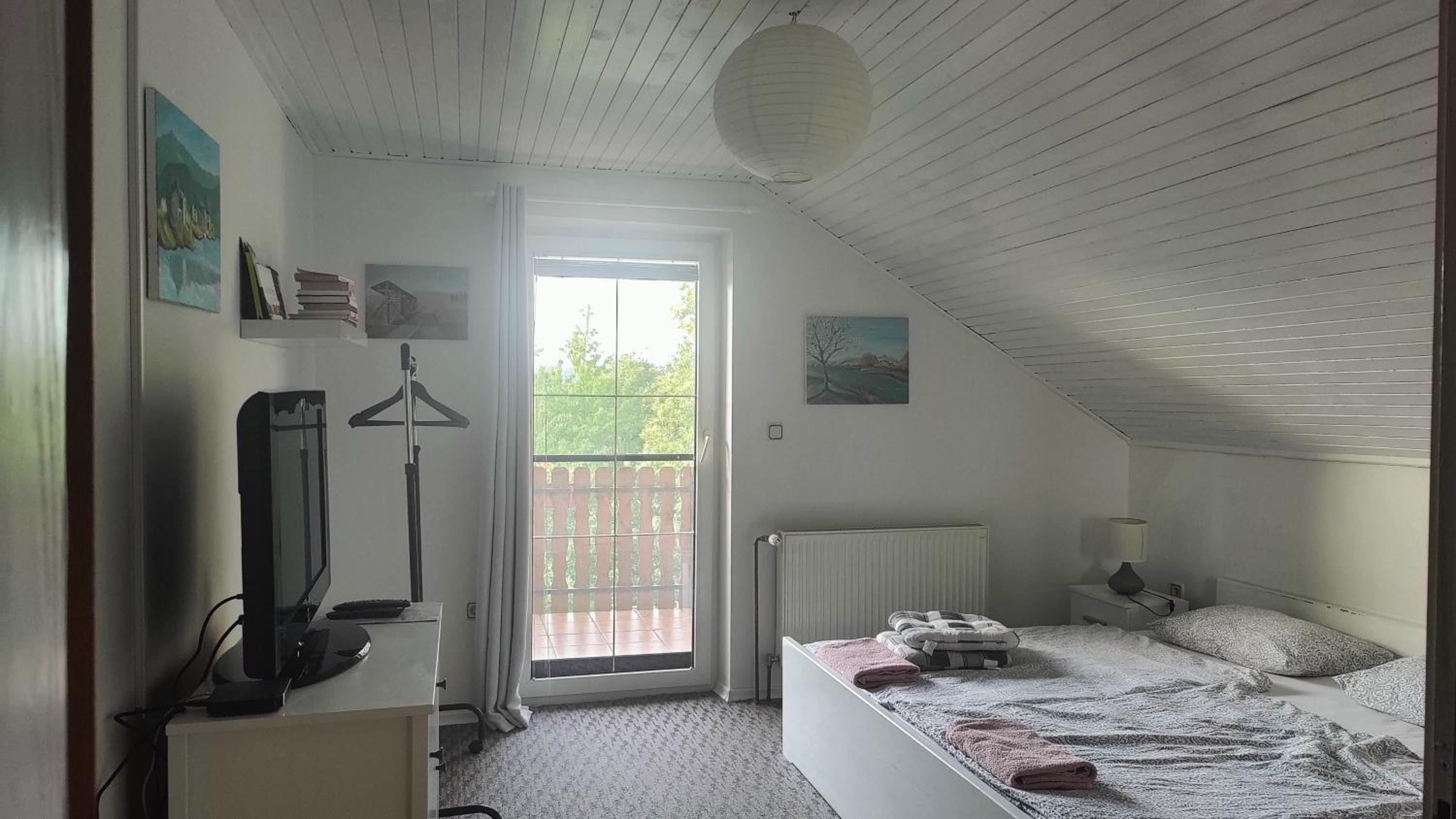 Double Room with Balcony (2 Adults + 1 Child) photo 1