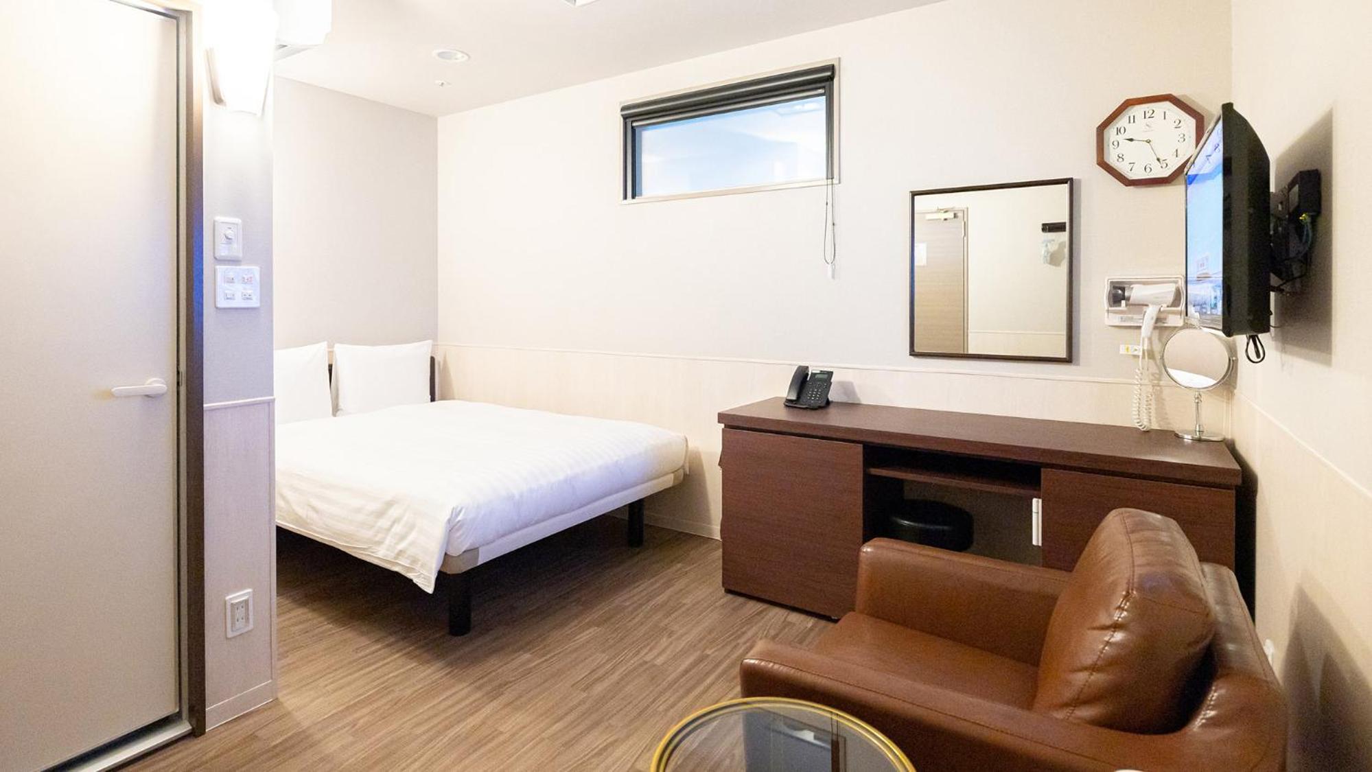 Double Room - Non-Smoking - Small Dog Friendly photo 1