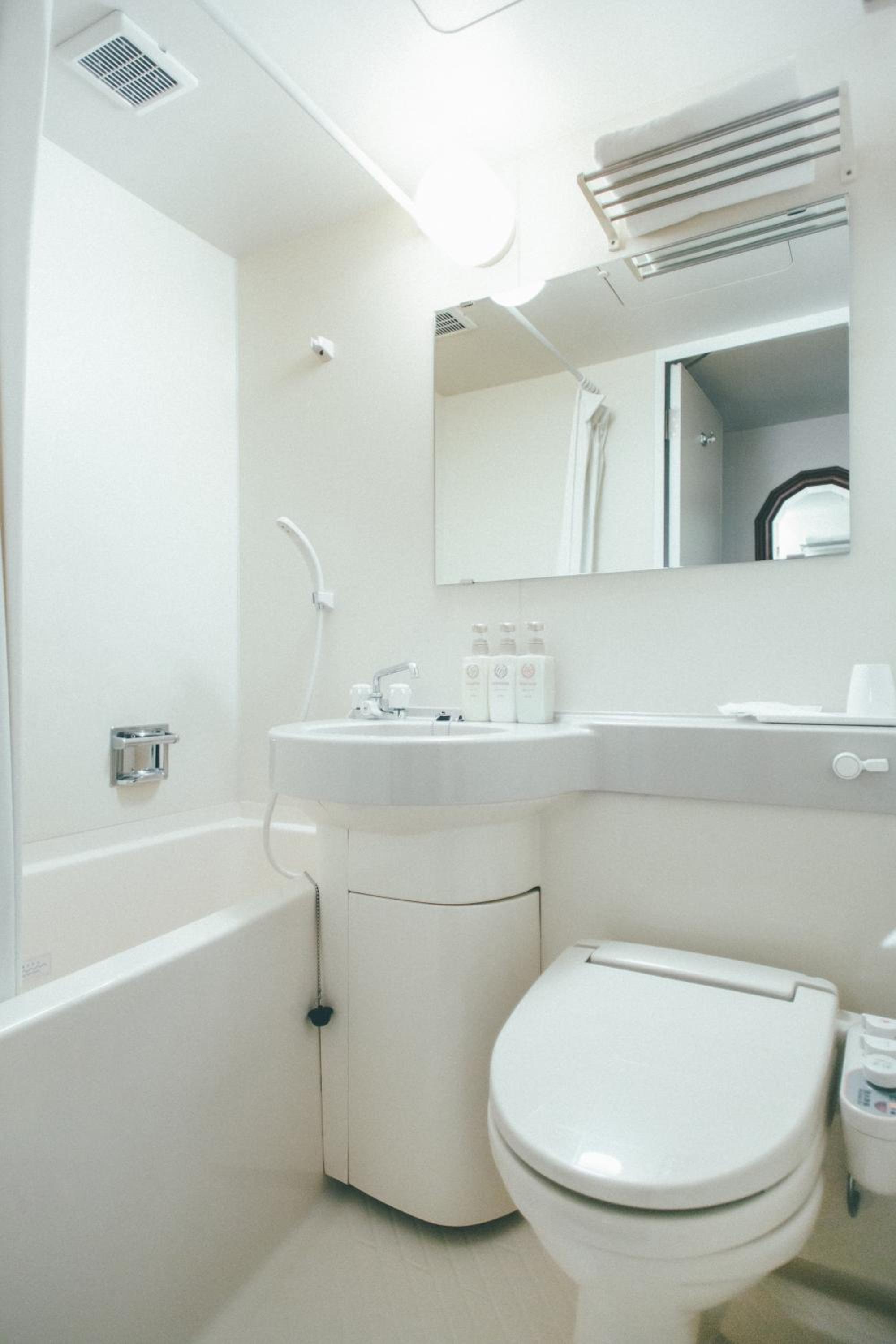 Economy Twin Room - Non Smoking - Photo 3