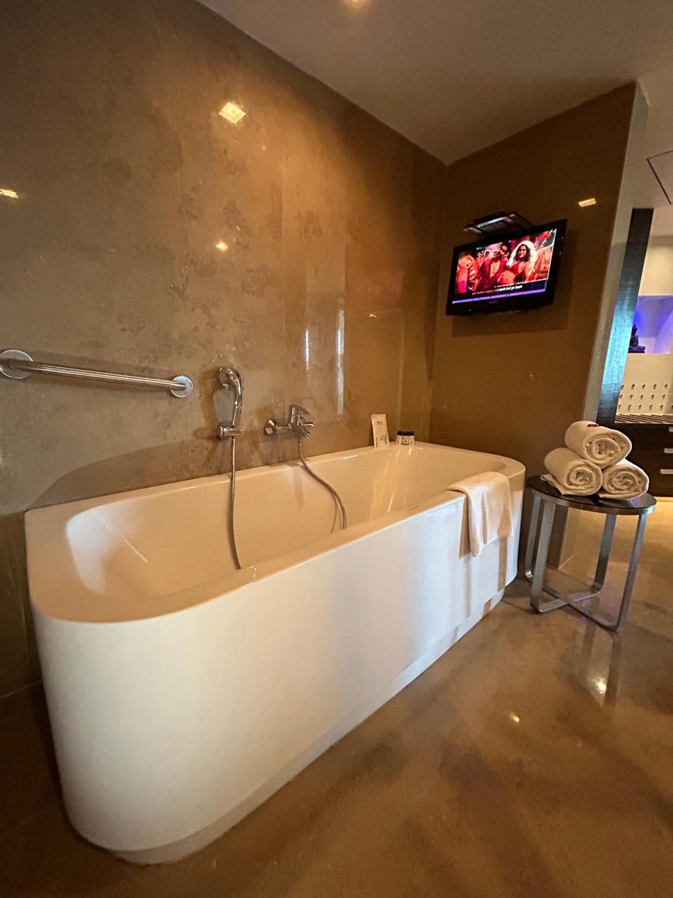 Executive Suite Executive Suite