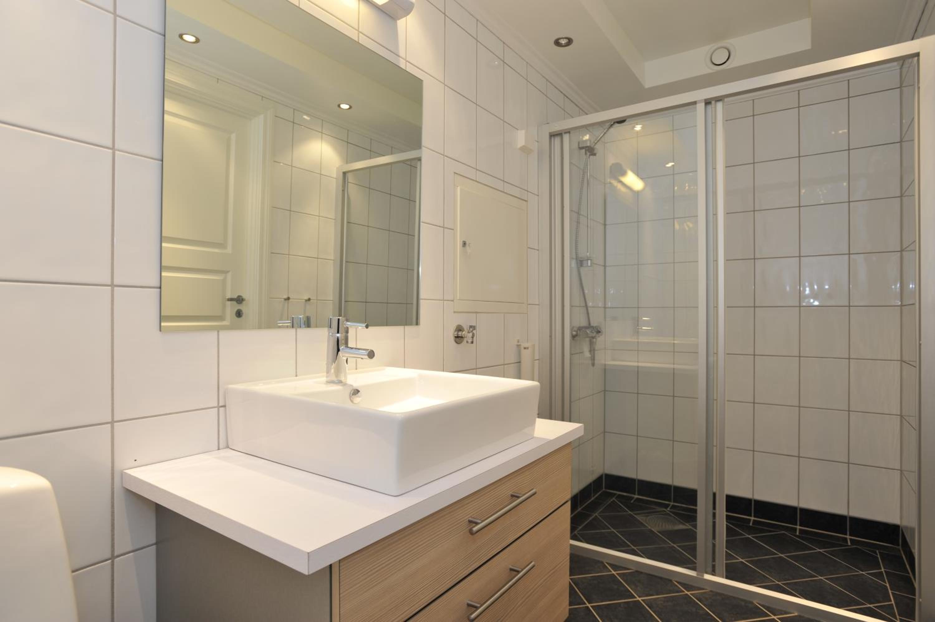 Four-Bedroom Apartment (8 Adults) - Photo 5