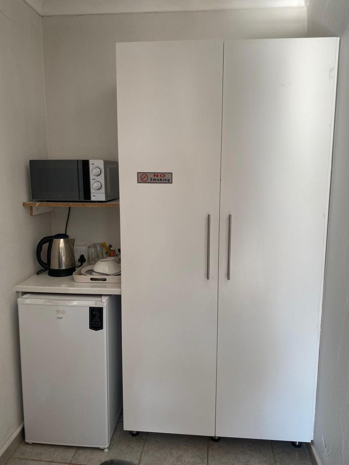 Deluxe Double or Twin Room - Photo 9