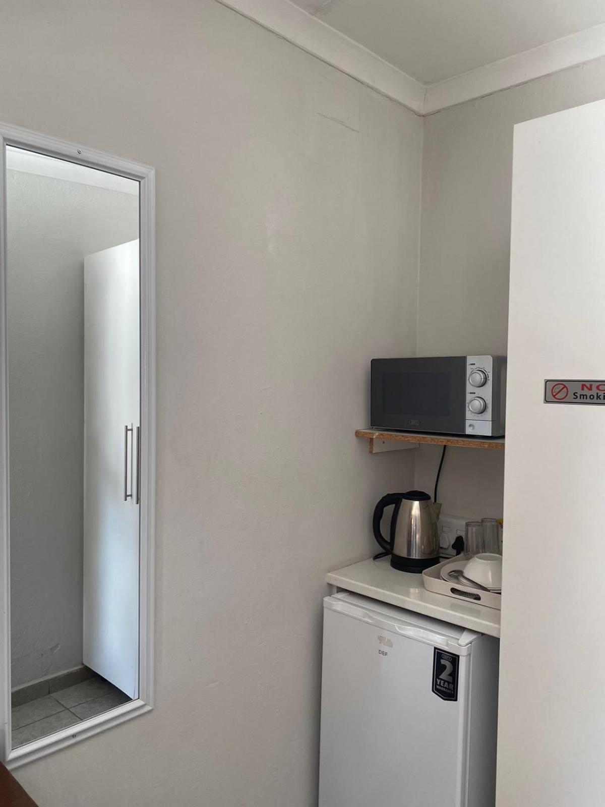 Deluxe Double or Twin Room - Photo 4