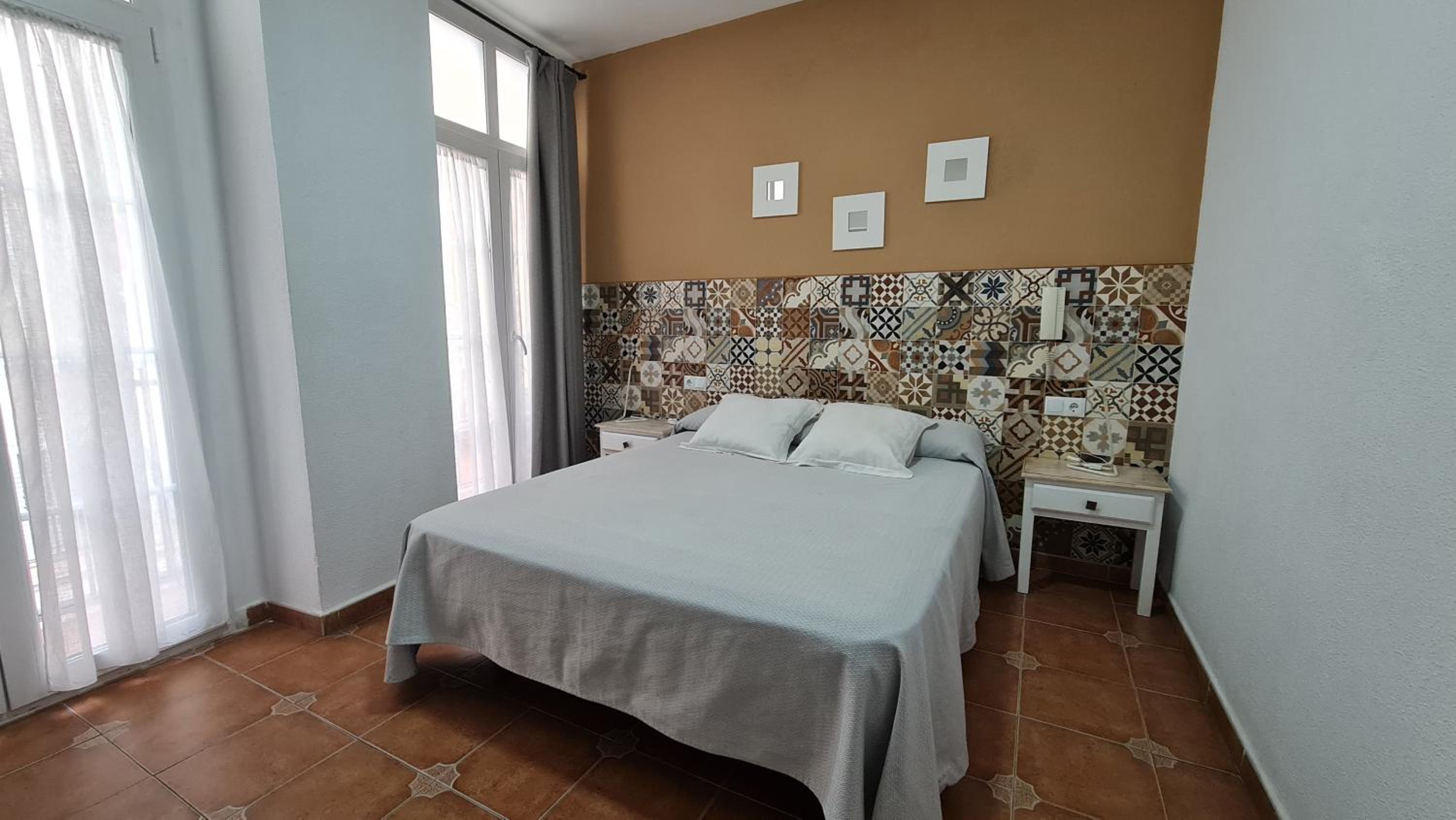 Double Room - Photo 4