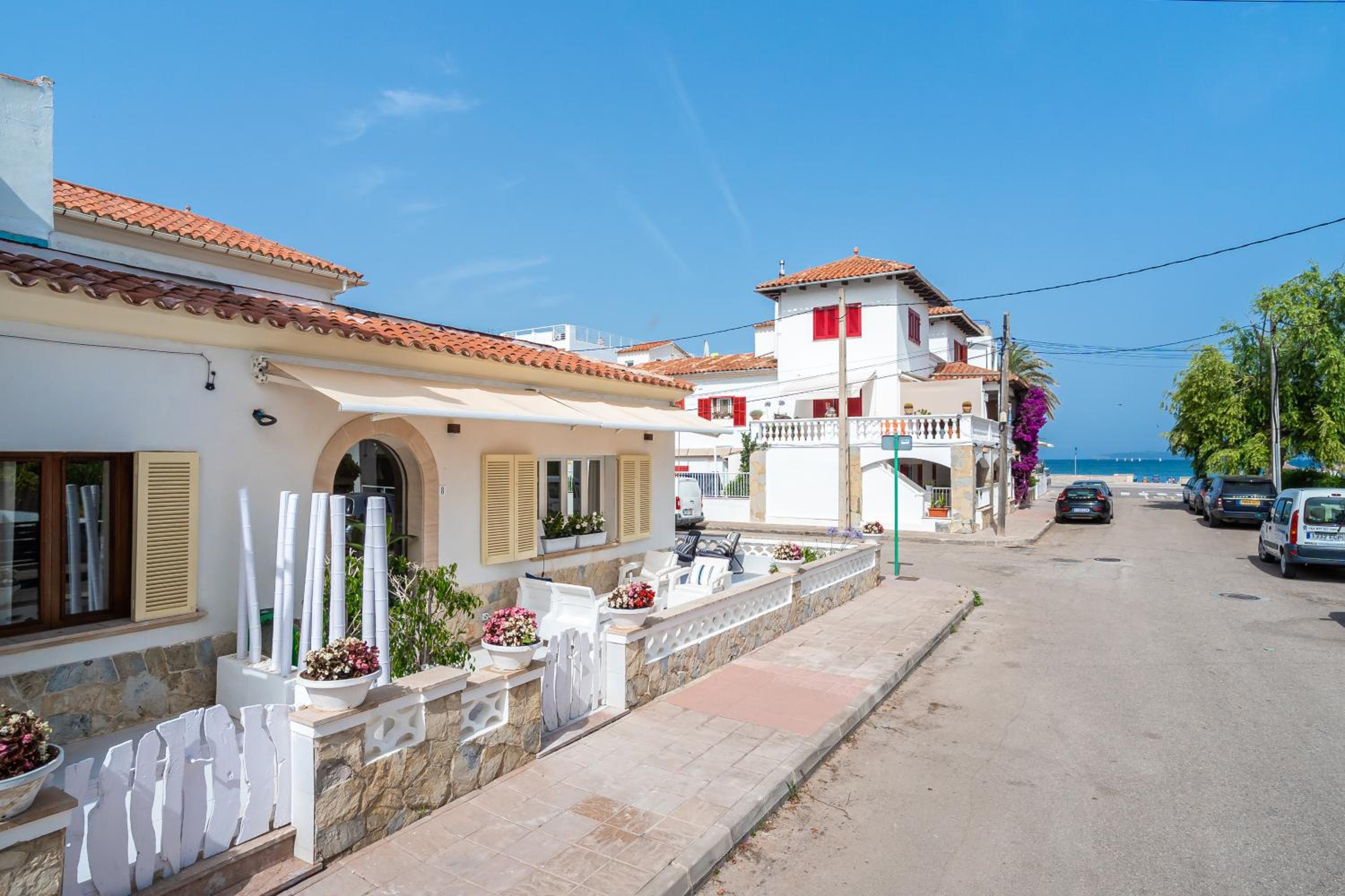 Villa photo 2