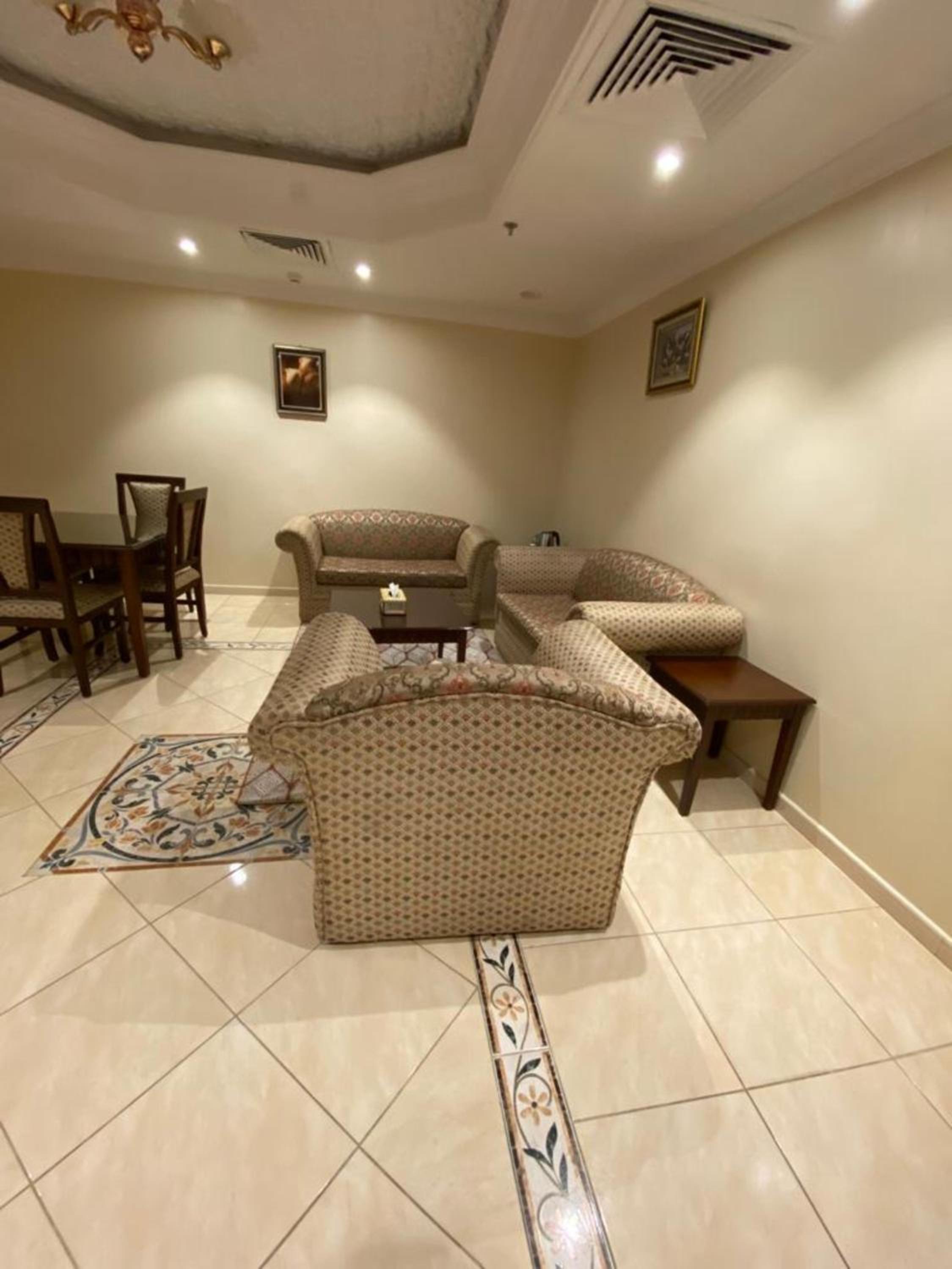 Two-Bedroom Suite photo 2