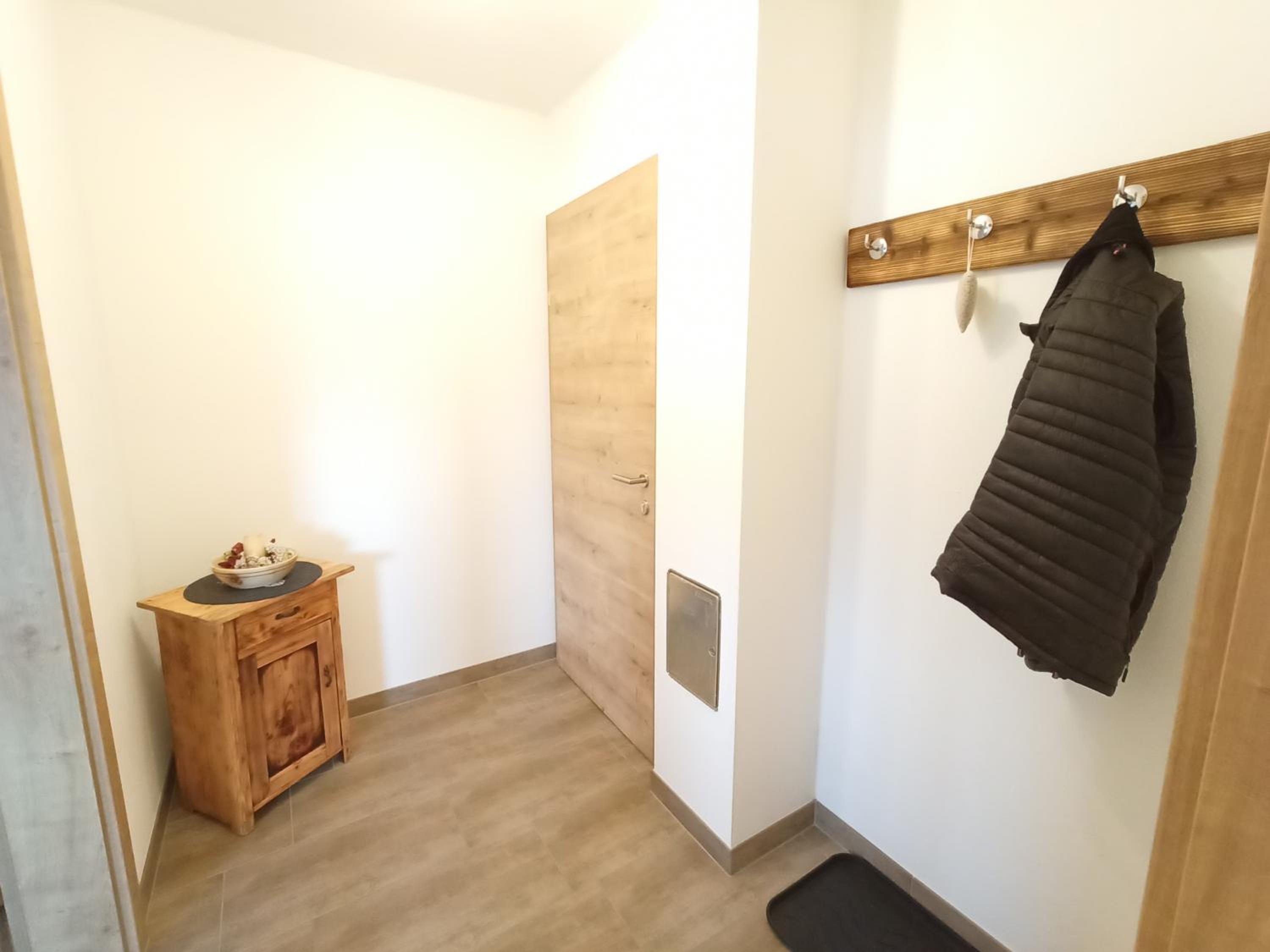 One-Bedroom Apartment photo 3