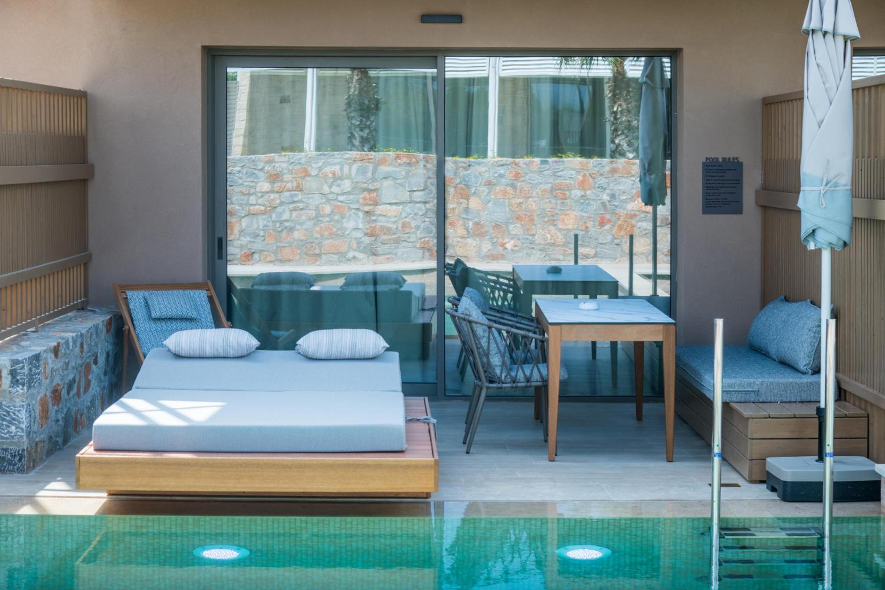 Classic Double Room with Private Pool