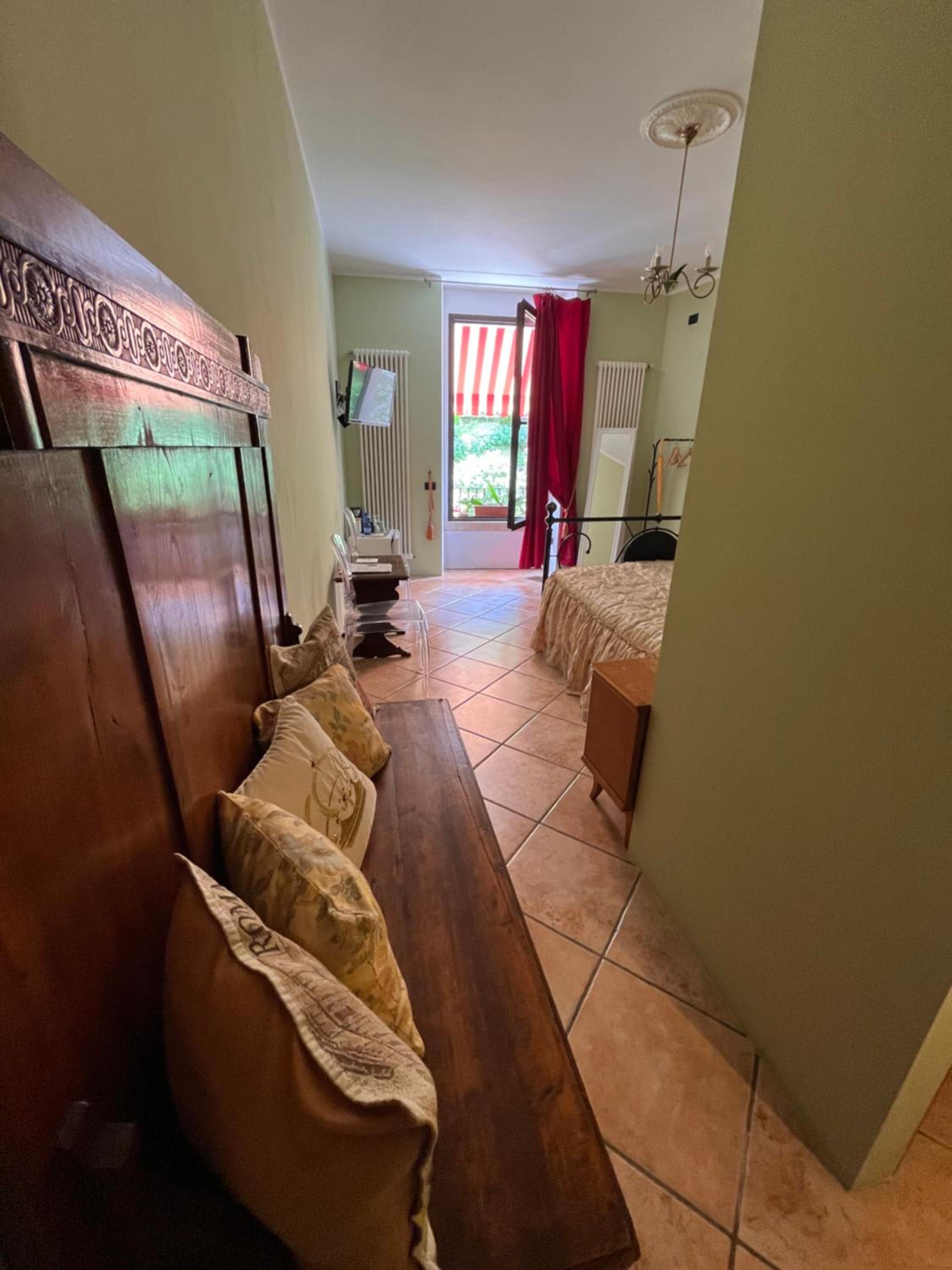 Deluxe Junior Suite - Photo 6