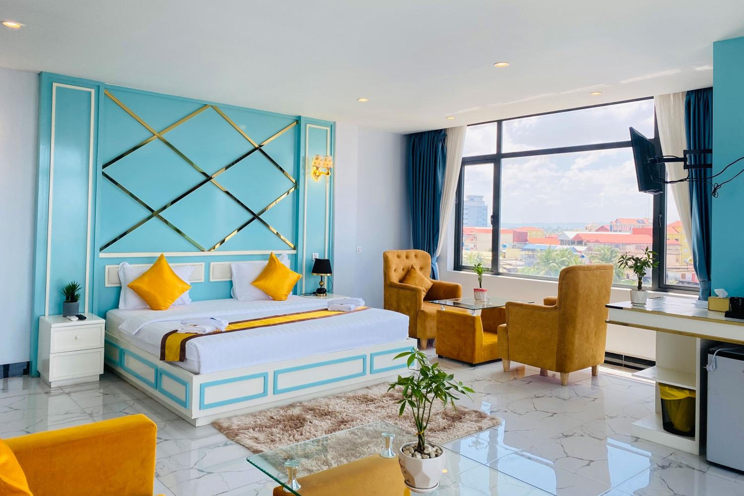 Deluxe Double Room with Balcony photo 1