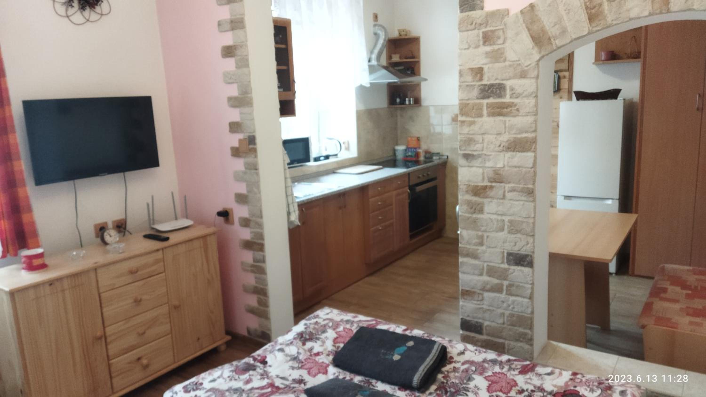 One-Bedroom Apartment - Photo 21