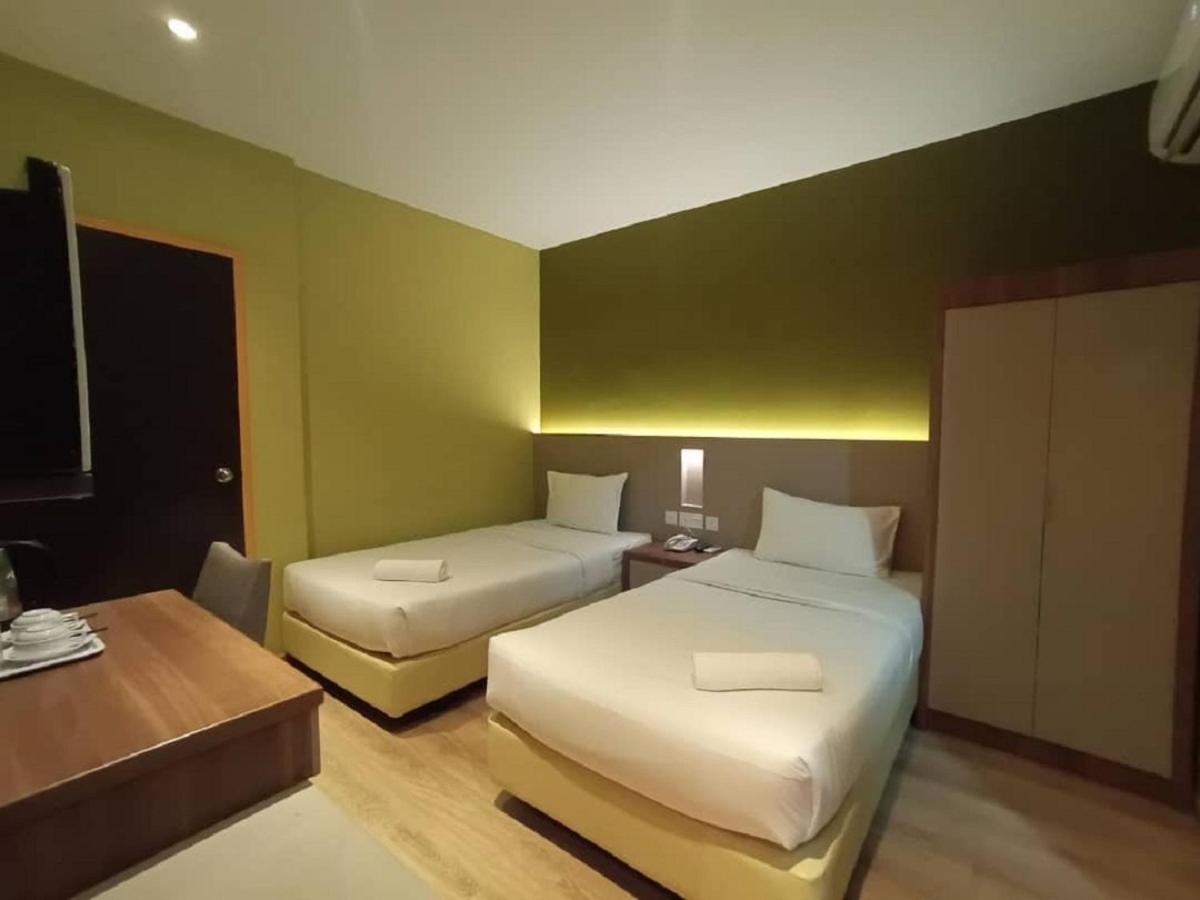 Deluxe Twin Room